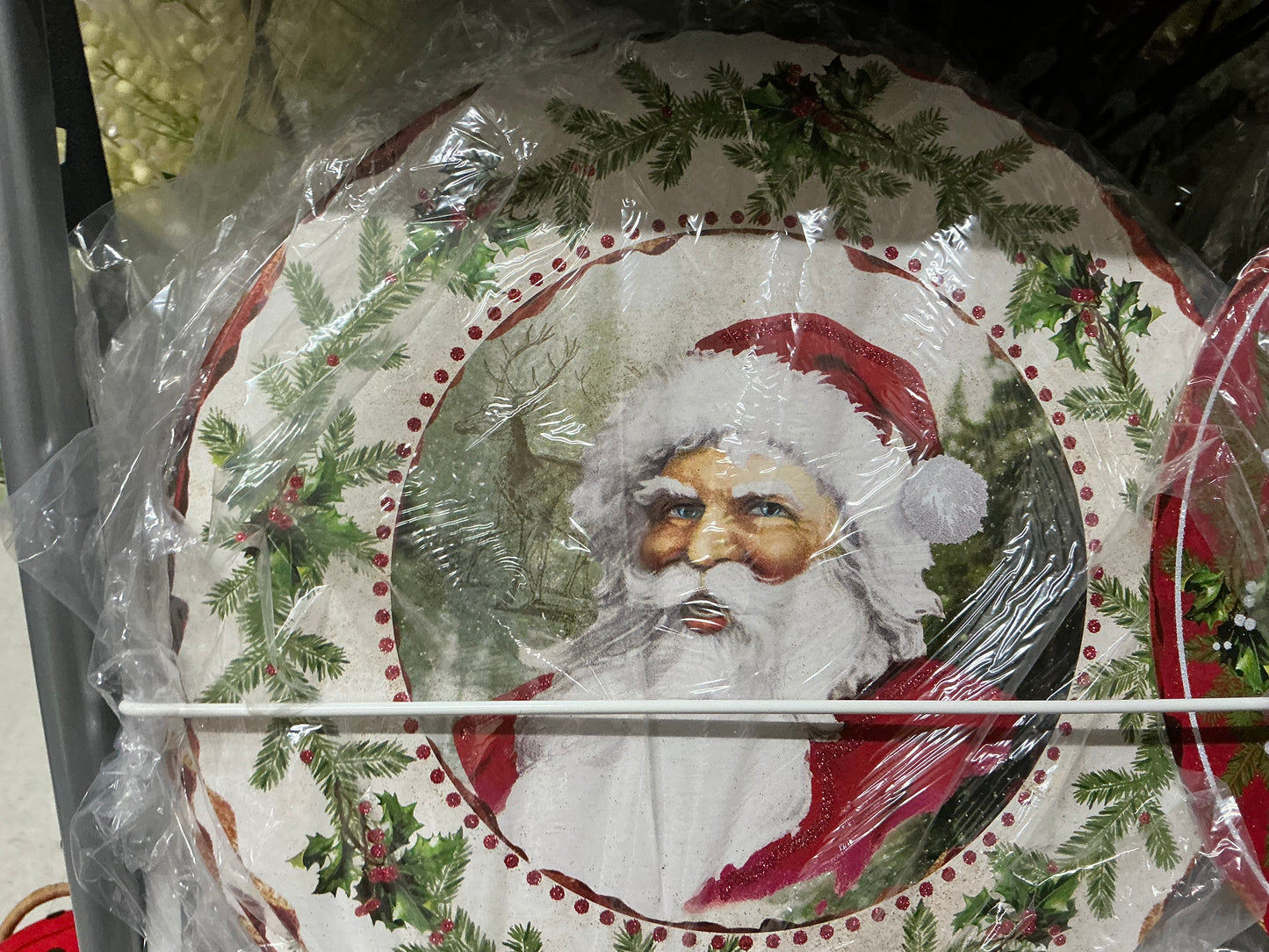 Vintage Santa wreath sign, white, MD0739
