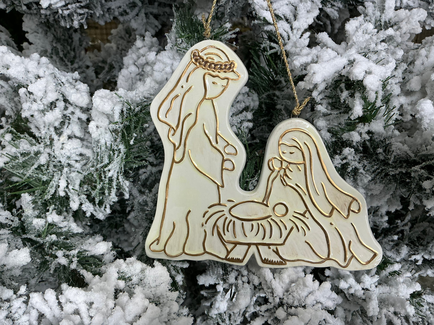 Ivory and Gold holy family ornament, 3101202
