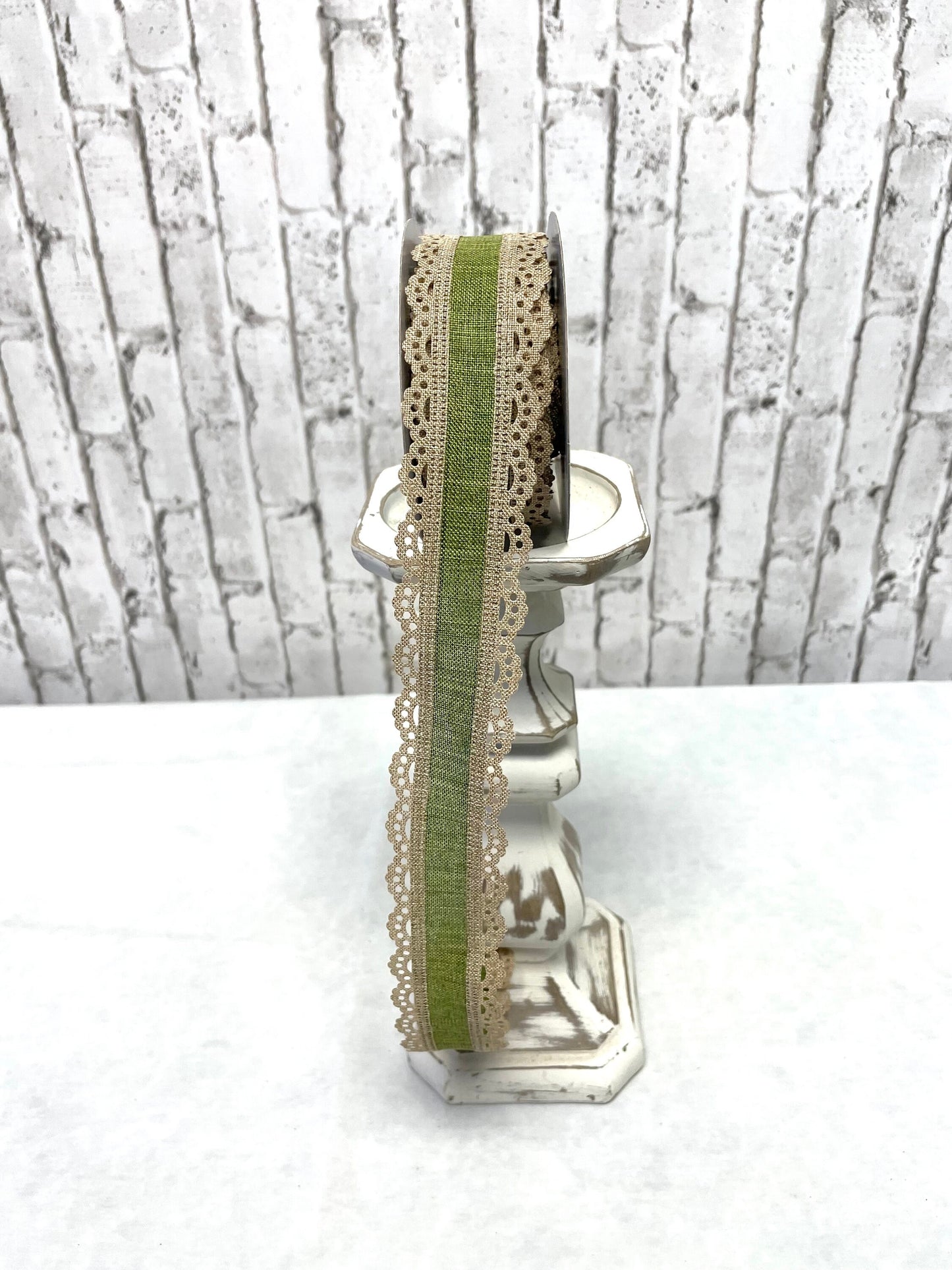 Everyday ribbon, RGA15414M, green scalloped edge royal burlap, spring ribbon, fall ribbon, green burlap ribbon