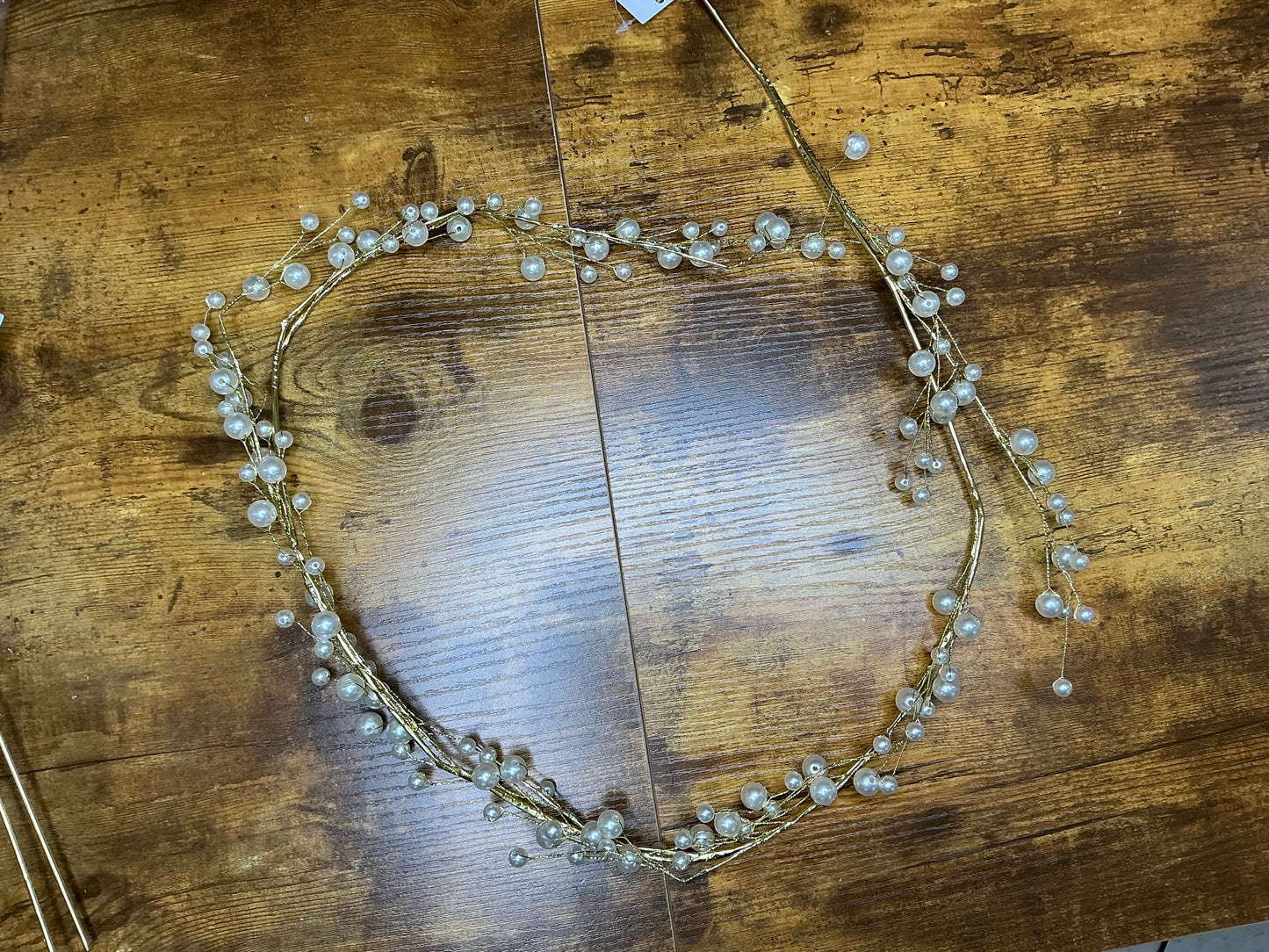 Pearl and gold garland, XA346-WGO