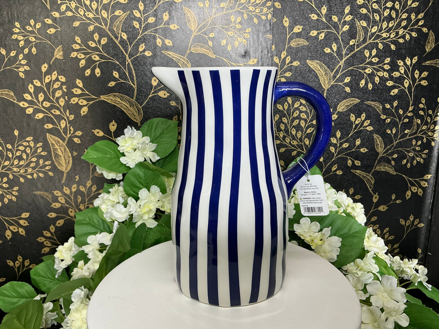 Blue and white striped Pitcher - 4516138