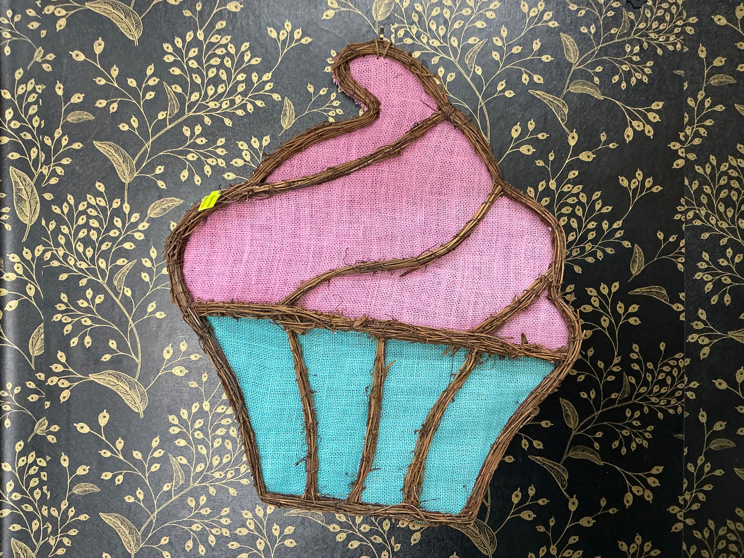 Cupcake - Grapevine Shape
