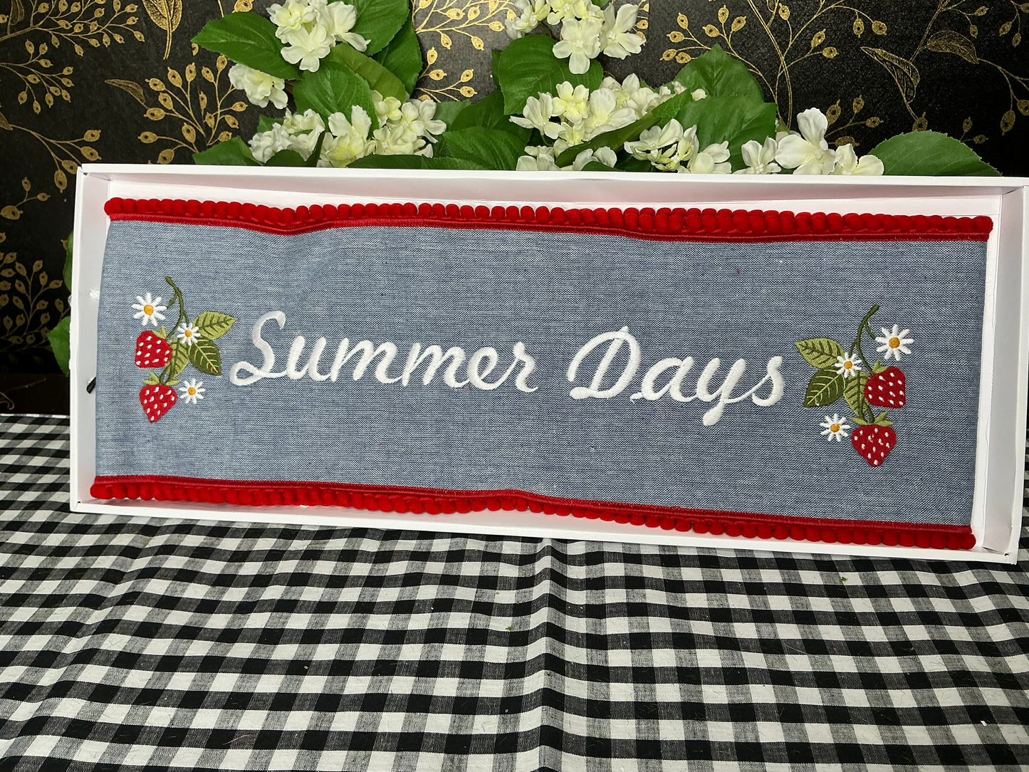 Summer Days Strawberry Banner
