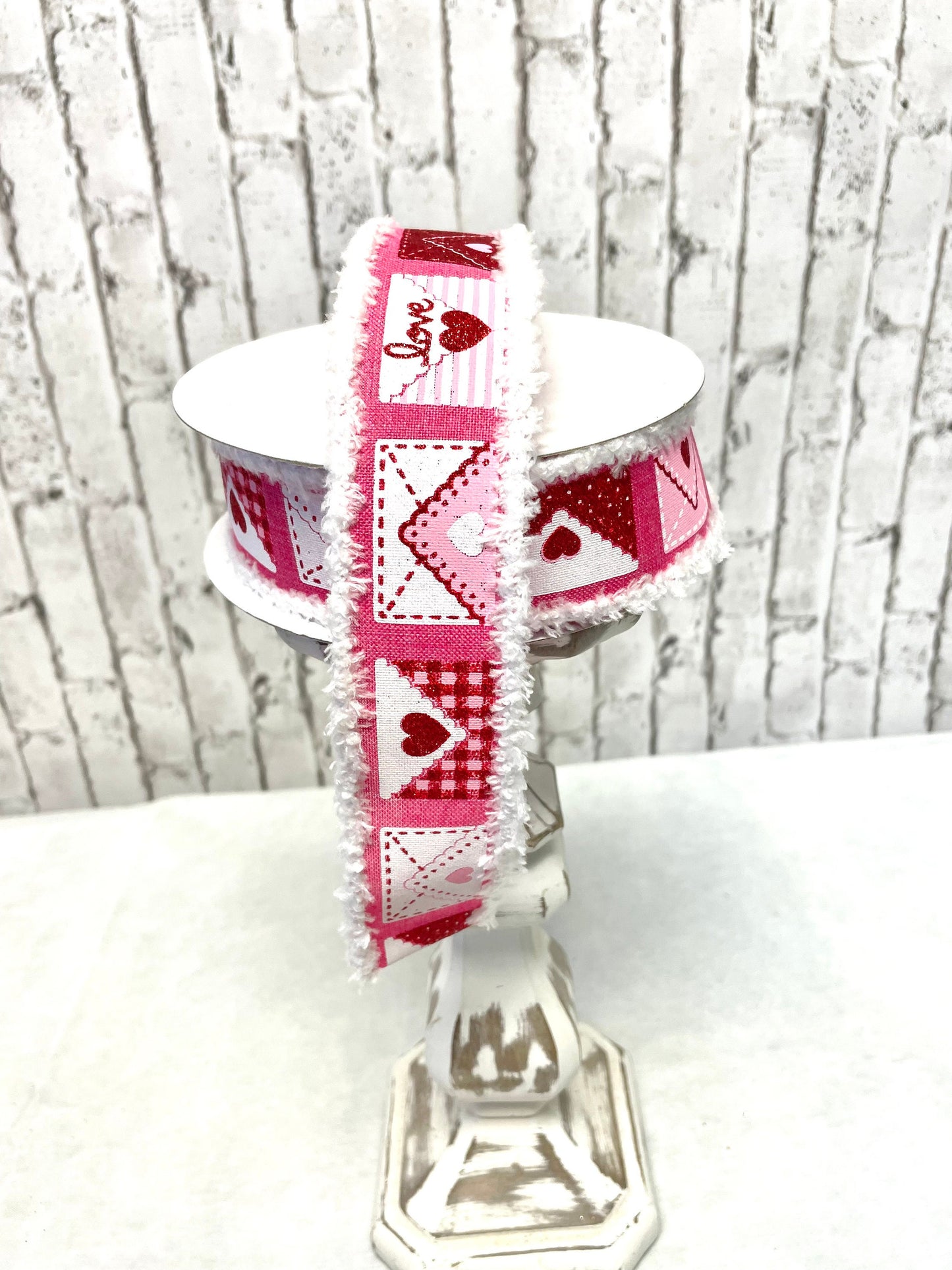 Valentines Day love letter ribbon with drift edge, RGO813311