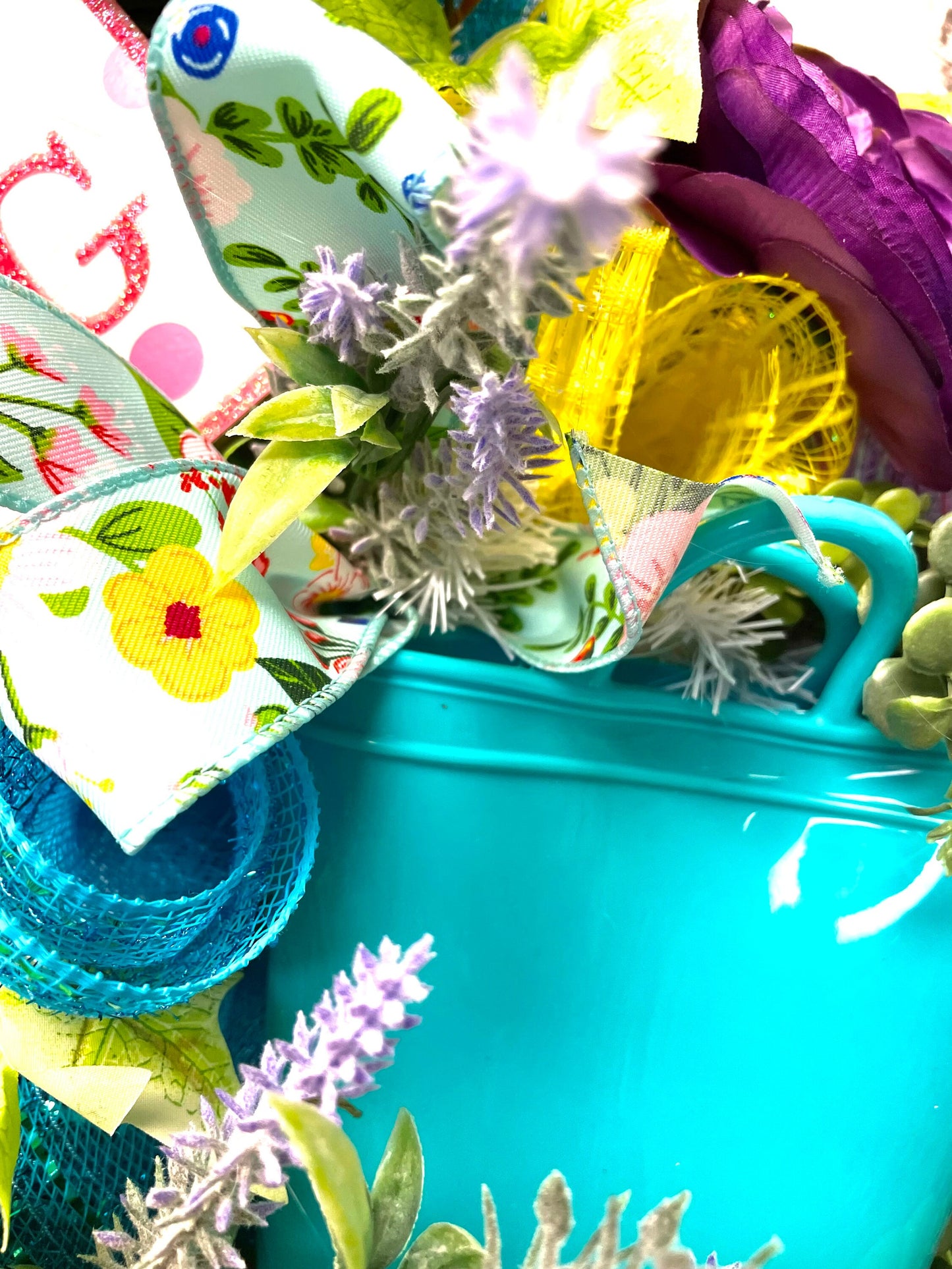 Spring wreath, spring decor, door wreath, door hanger, porch decor, Easter gift, housewarming gift, shipping included
