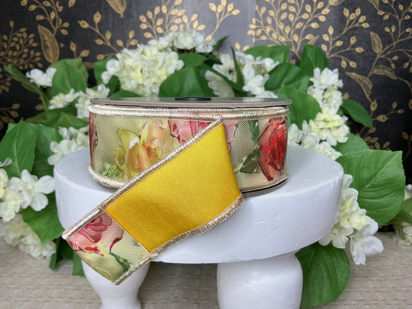 Acrylic Rose Ribbon - D Stevens -45-0231