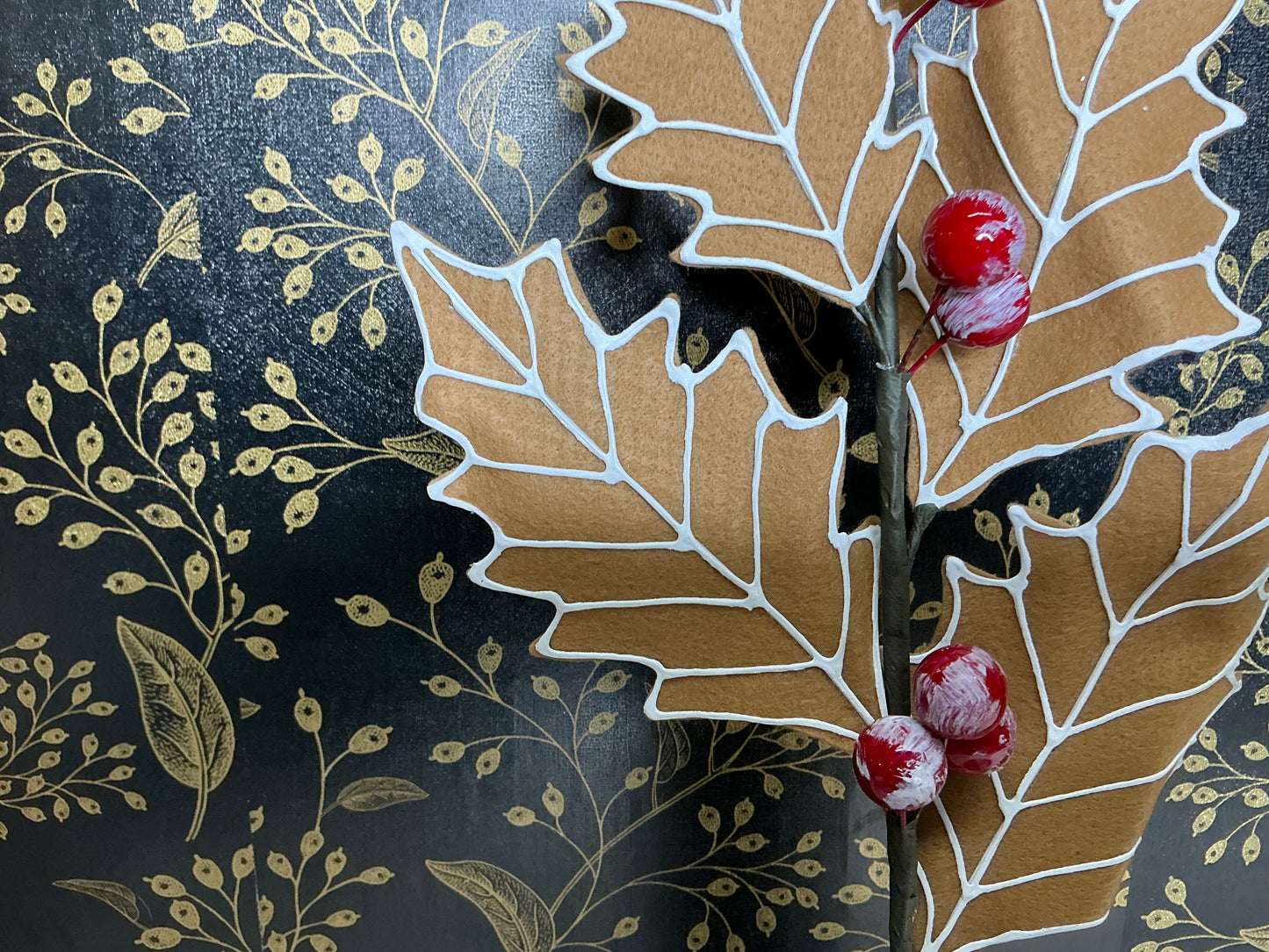Gingerbread Holly, XS36122