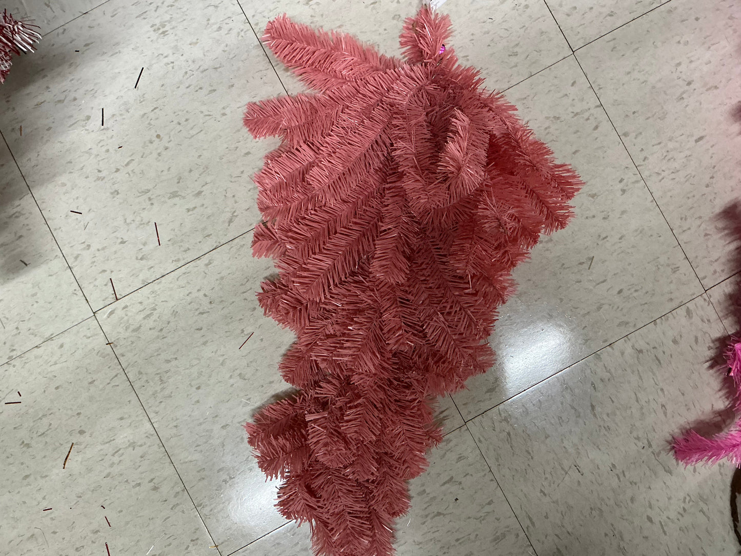 Light pink swag base, 24”, GM4113