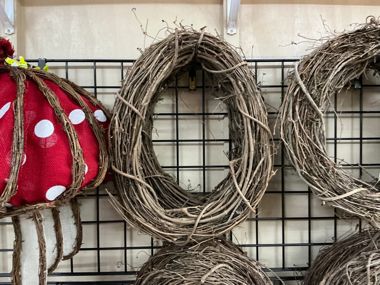Oval Grapevine wreath