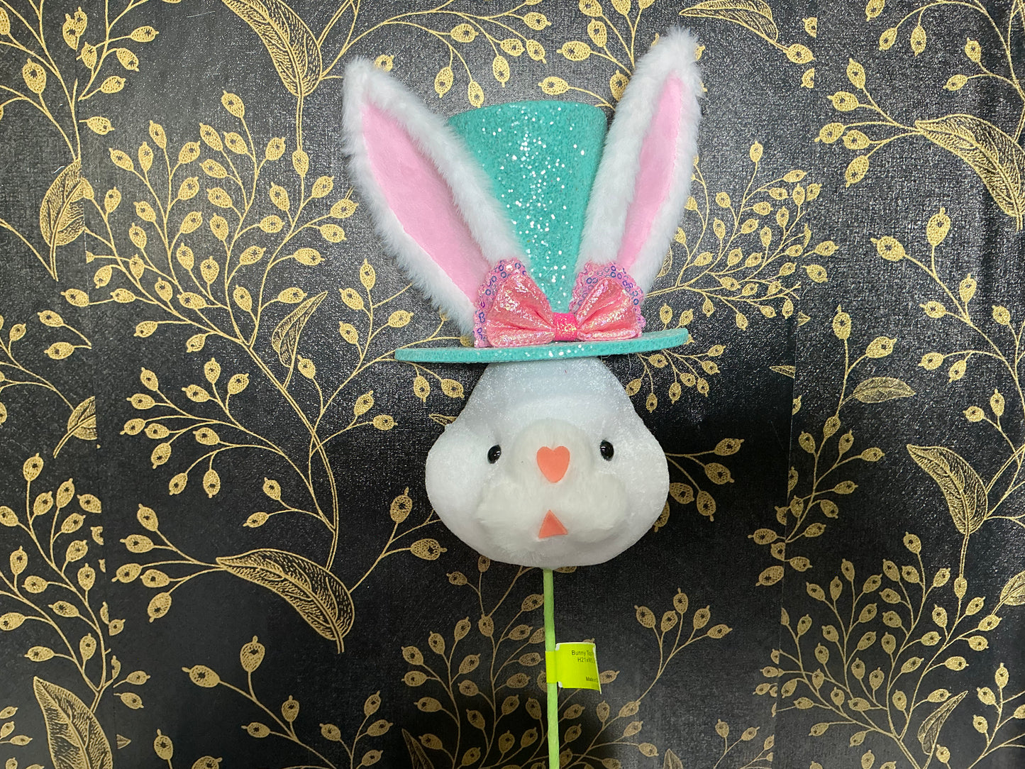 White bunny w/Mint Tophat Pick - 63868BL