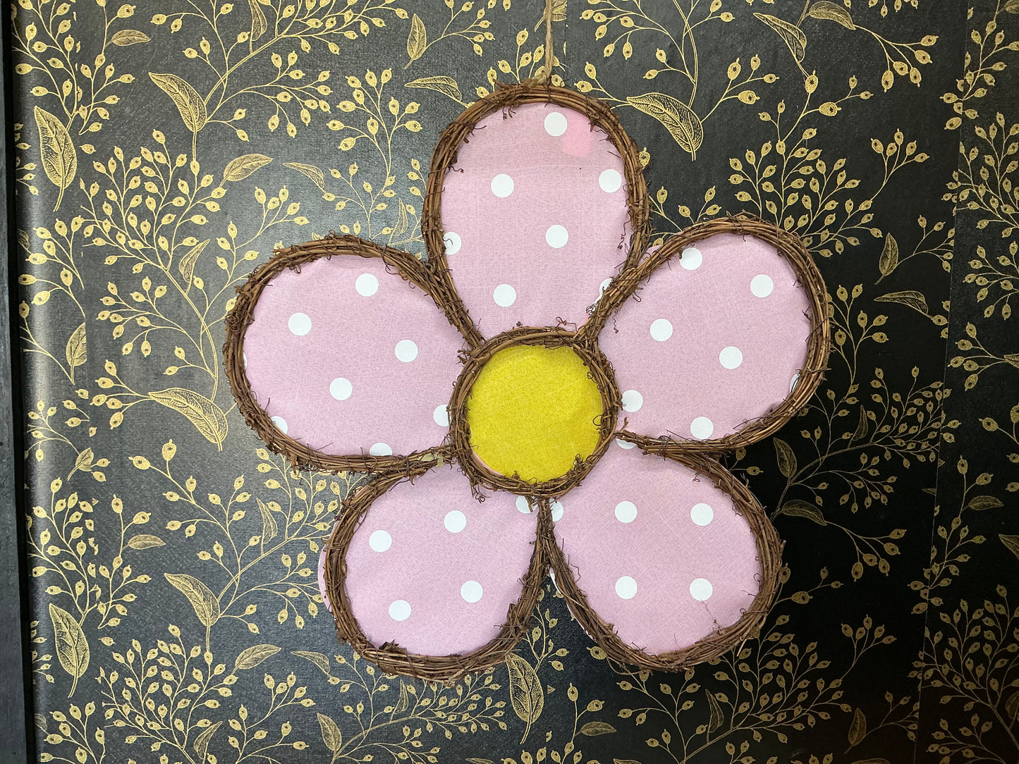 Pink Flower - Grapevine Shape