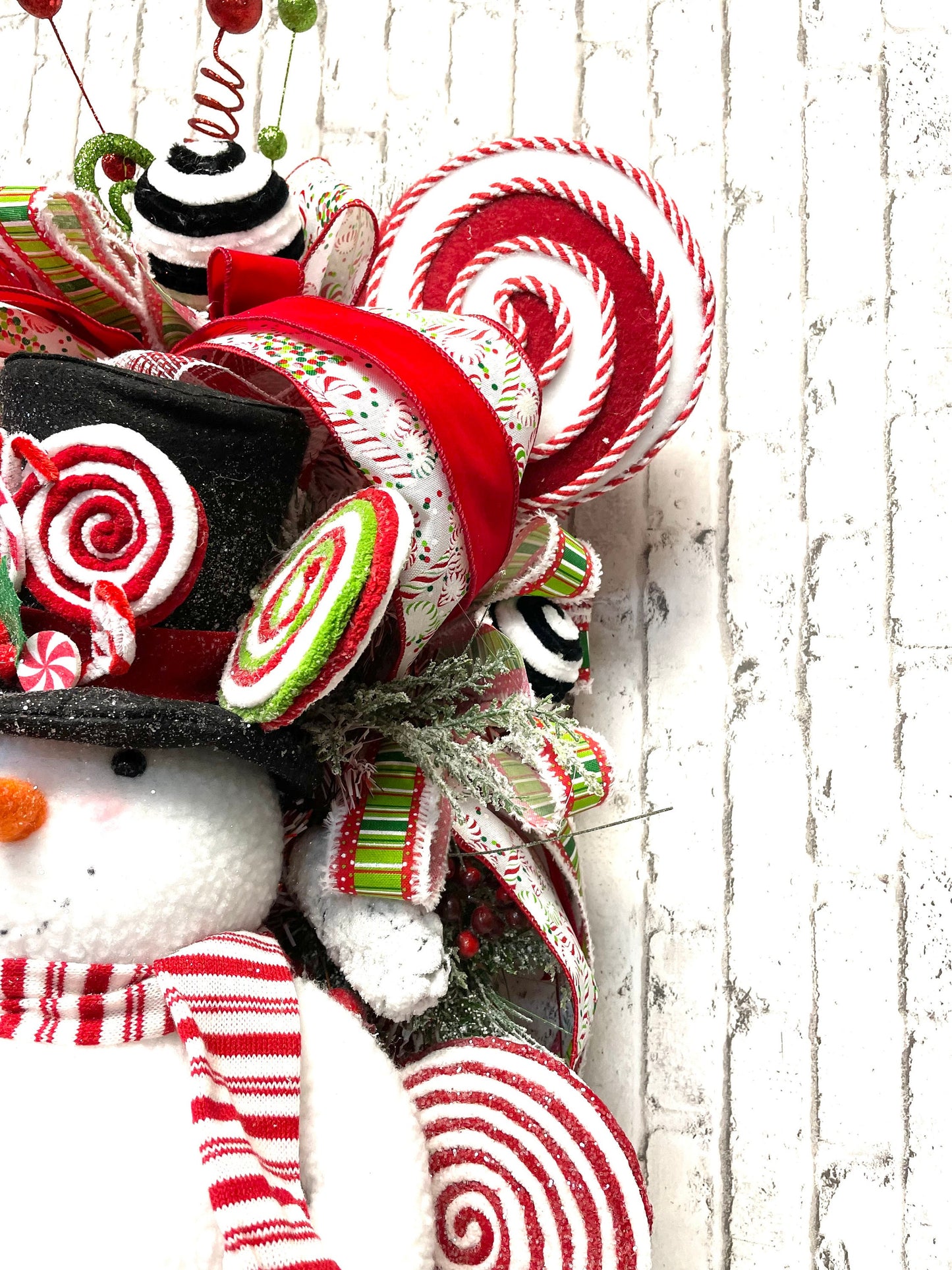 Snowman swag, Christmas swag, Christmas decor, snowman decor, snowman wall decor, whimsical snowman swag, shipping included