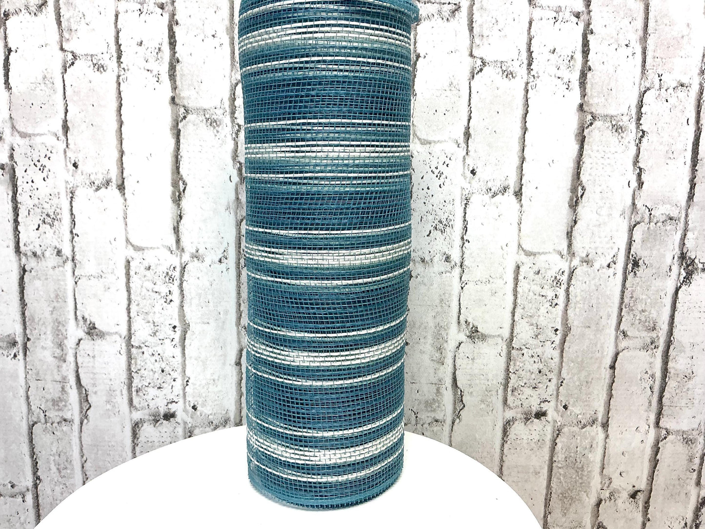 Blue and Cream Stripe Mesh, 10”x10YD, RY8344EW