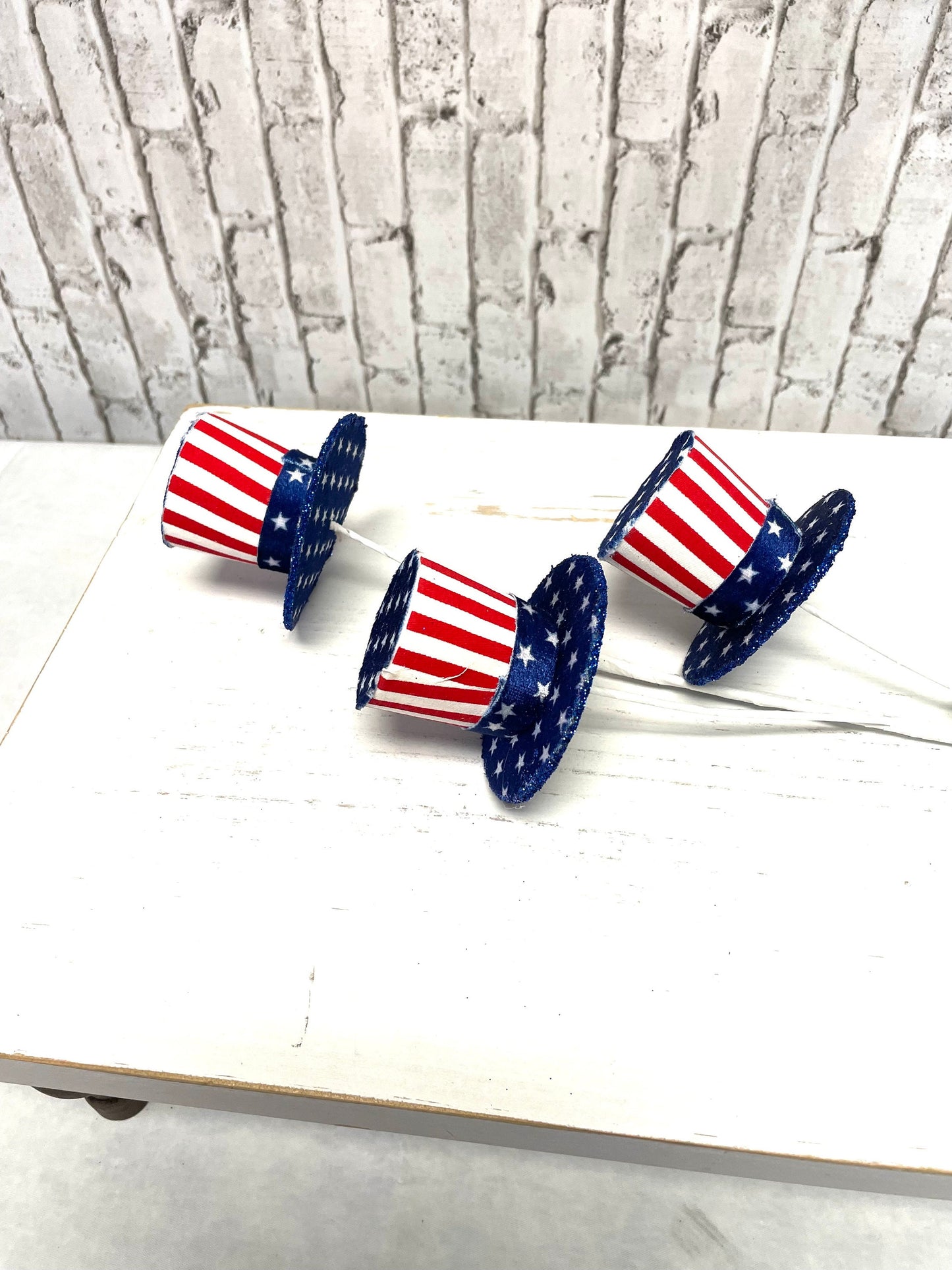Patriotic top hat spray, 74226RWB, patriotic spray, , top hat spray, Uncle Sam hat spray, 4th of July spray, Memorial Day spray