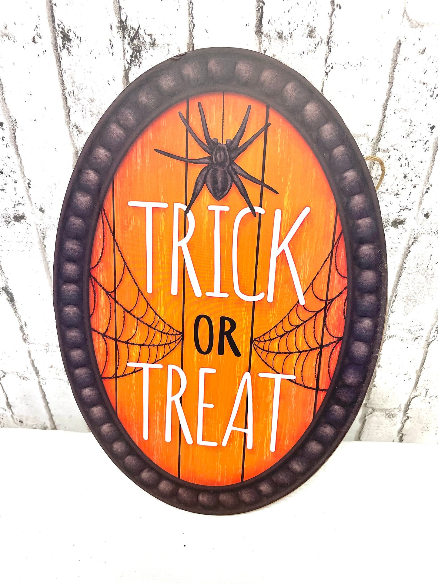 Halloween sign, wreath sign, oval Halloween sign, AP7232, trick or treat sign, spider sign
