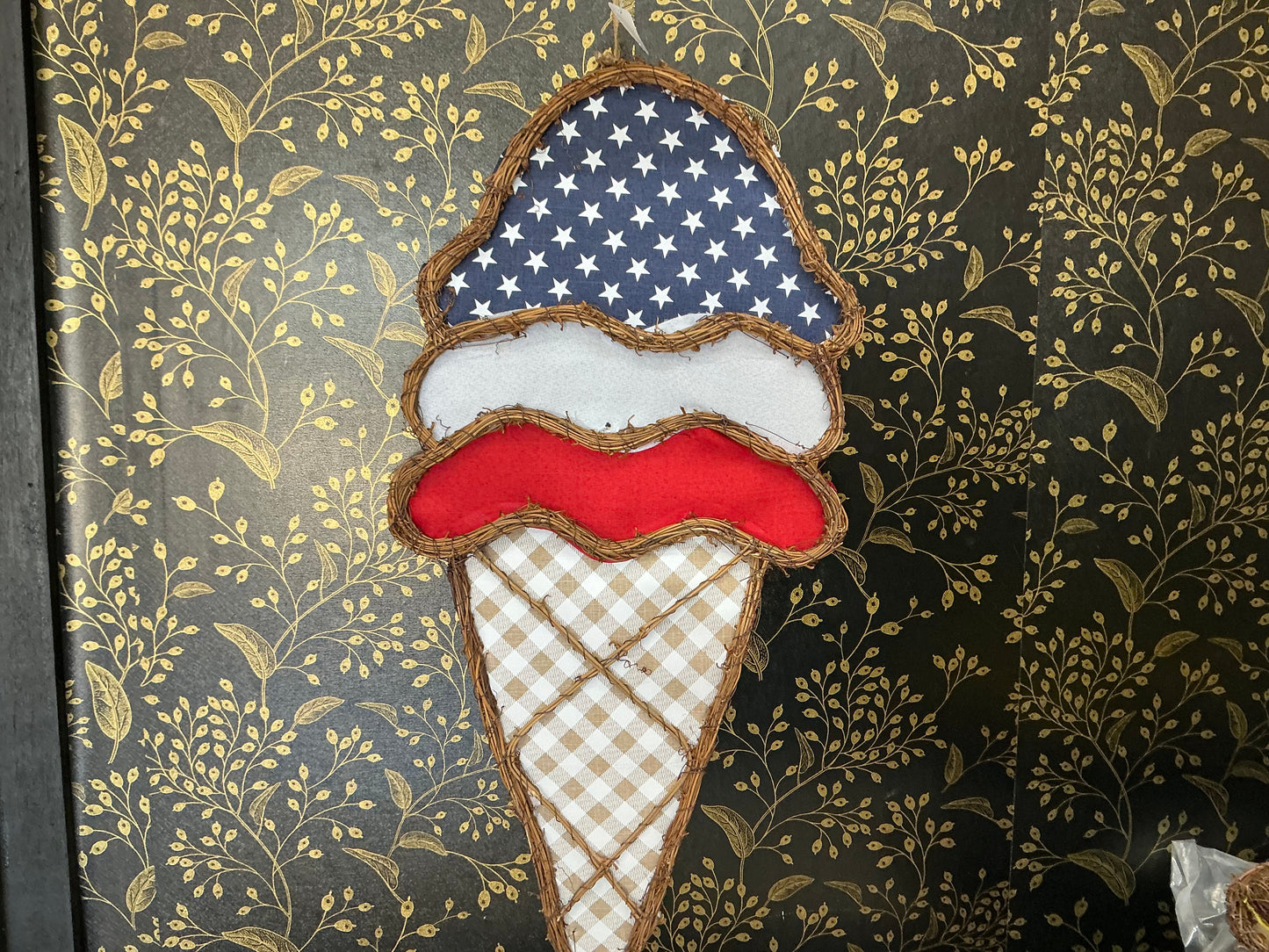 Ice Cream Cone - Grapevine Shape