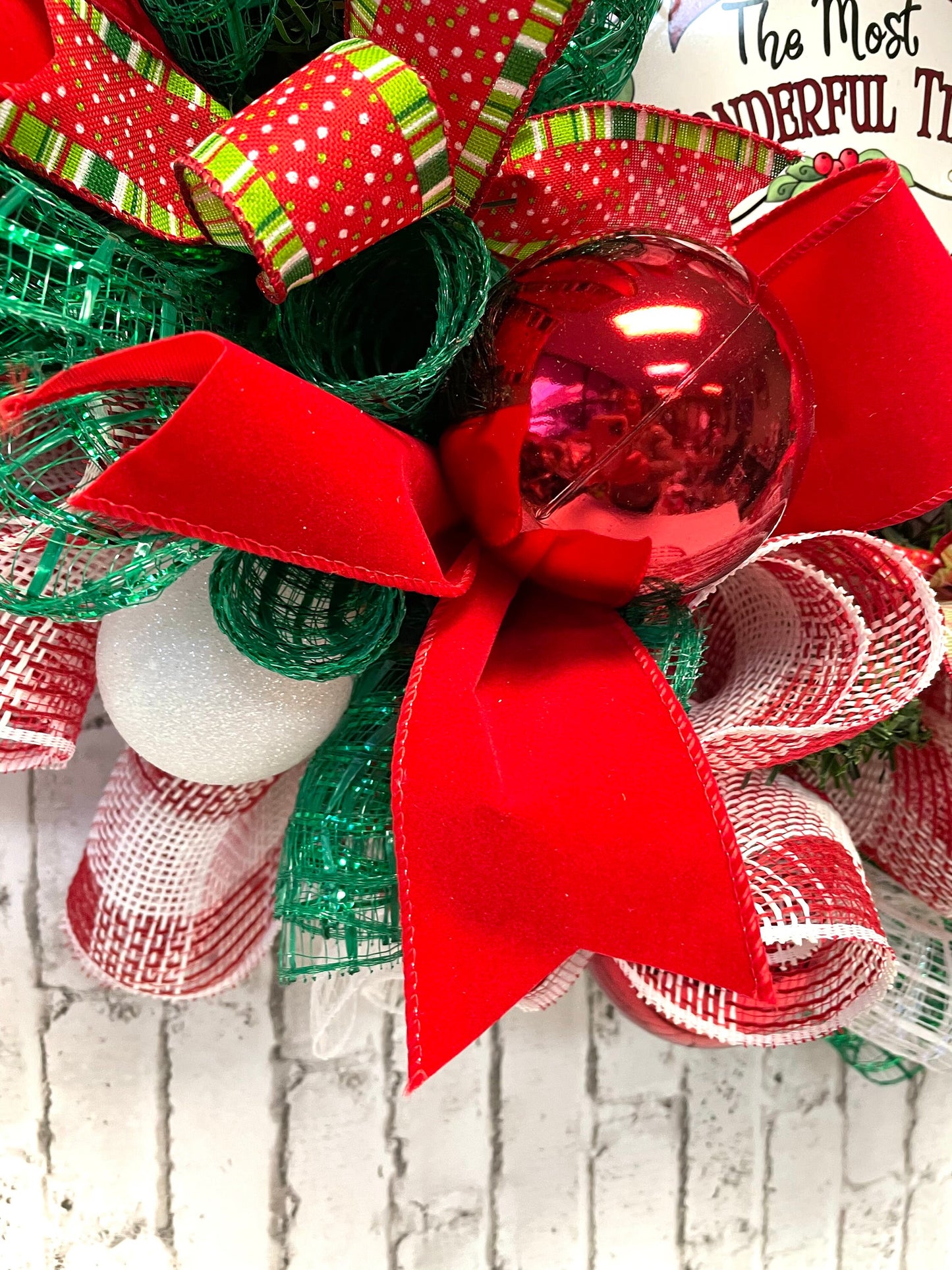 Christmas wreath, Christmas door hanger, door hanger, door wreath, holiday wreath, holiday decor, free shipping.