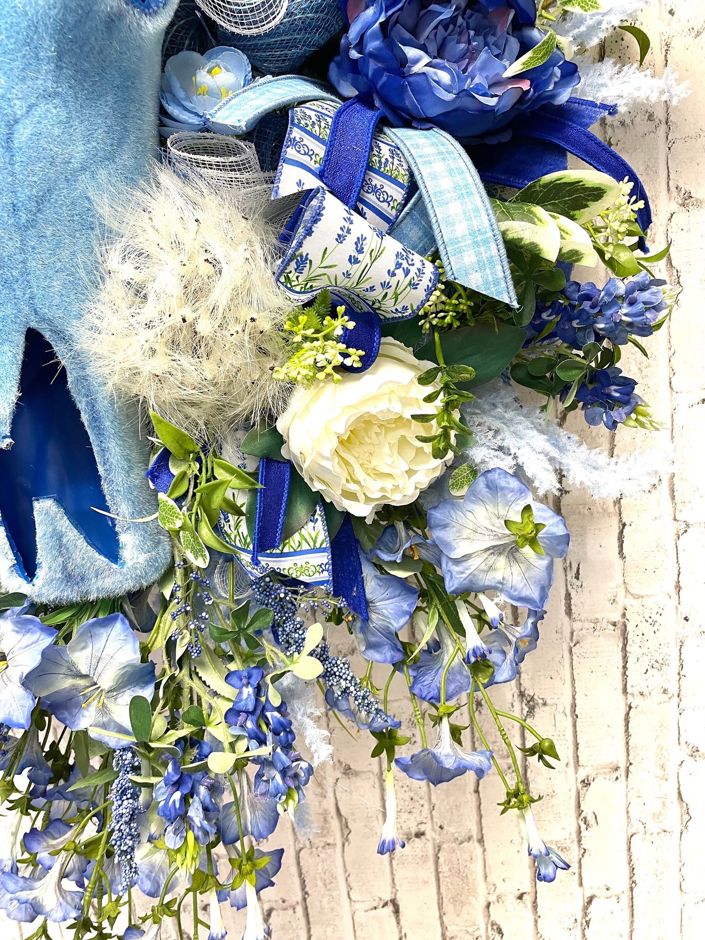 cow wreath, cow skull wreath, blue bonnet wreath, country wreath, country decor, farmhouse decor,rustic decor,  free shipping.