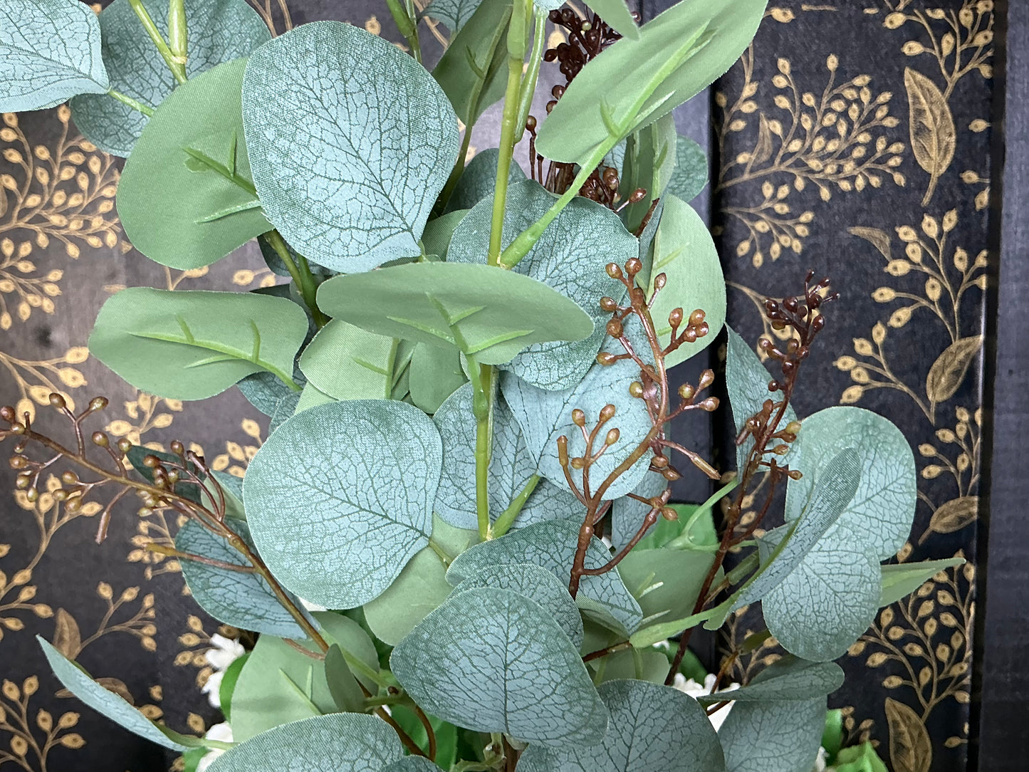 Seeded Eucalyptus Bundle