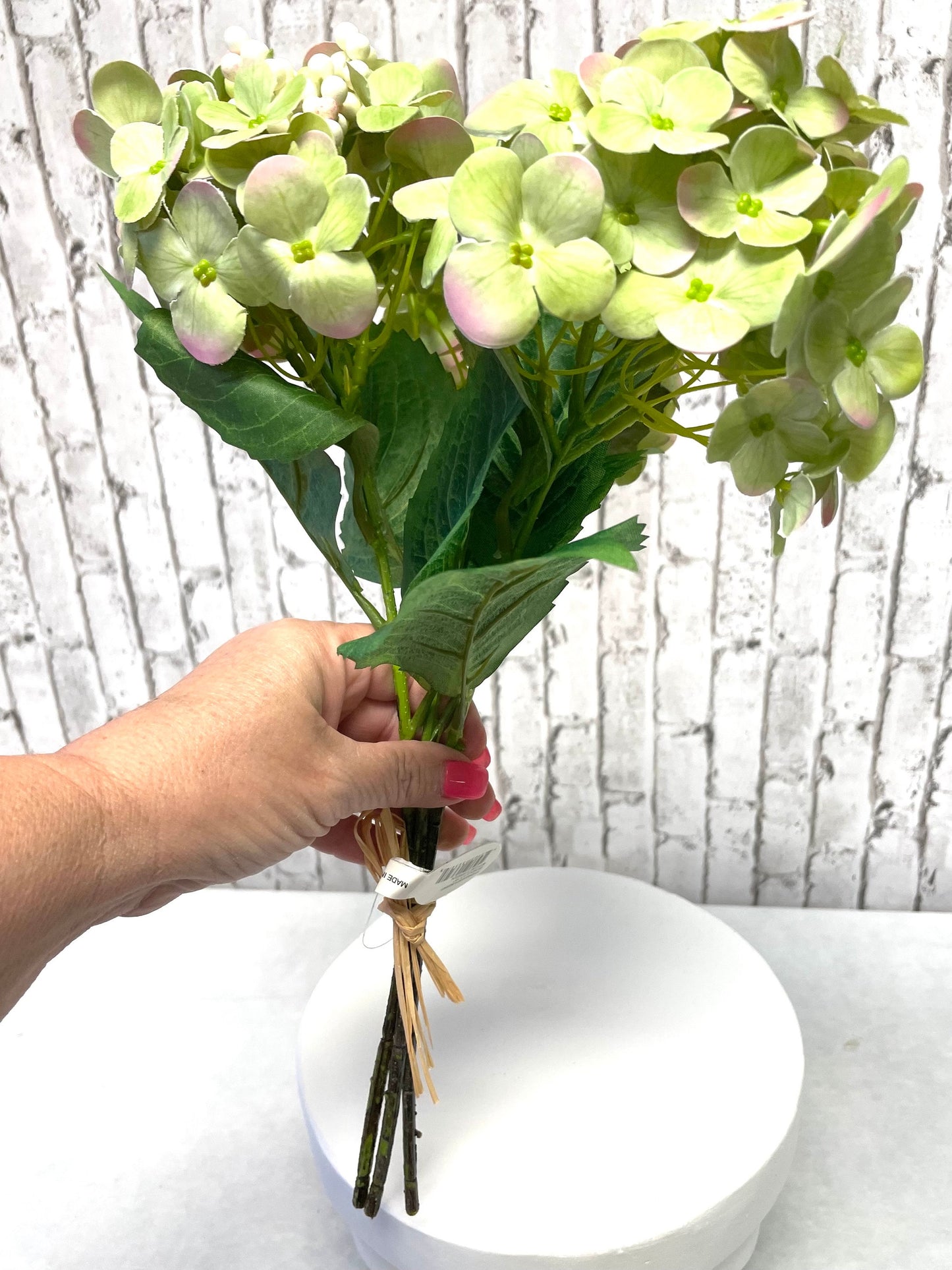 green hydrangea berry bundle stems, MTF23873, green hydrangeas, hydrangea stems, spring florals, summerflorals
