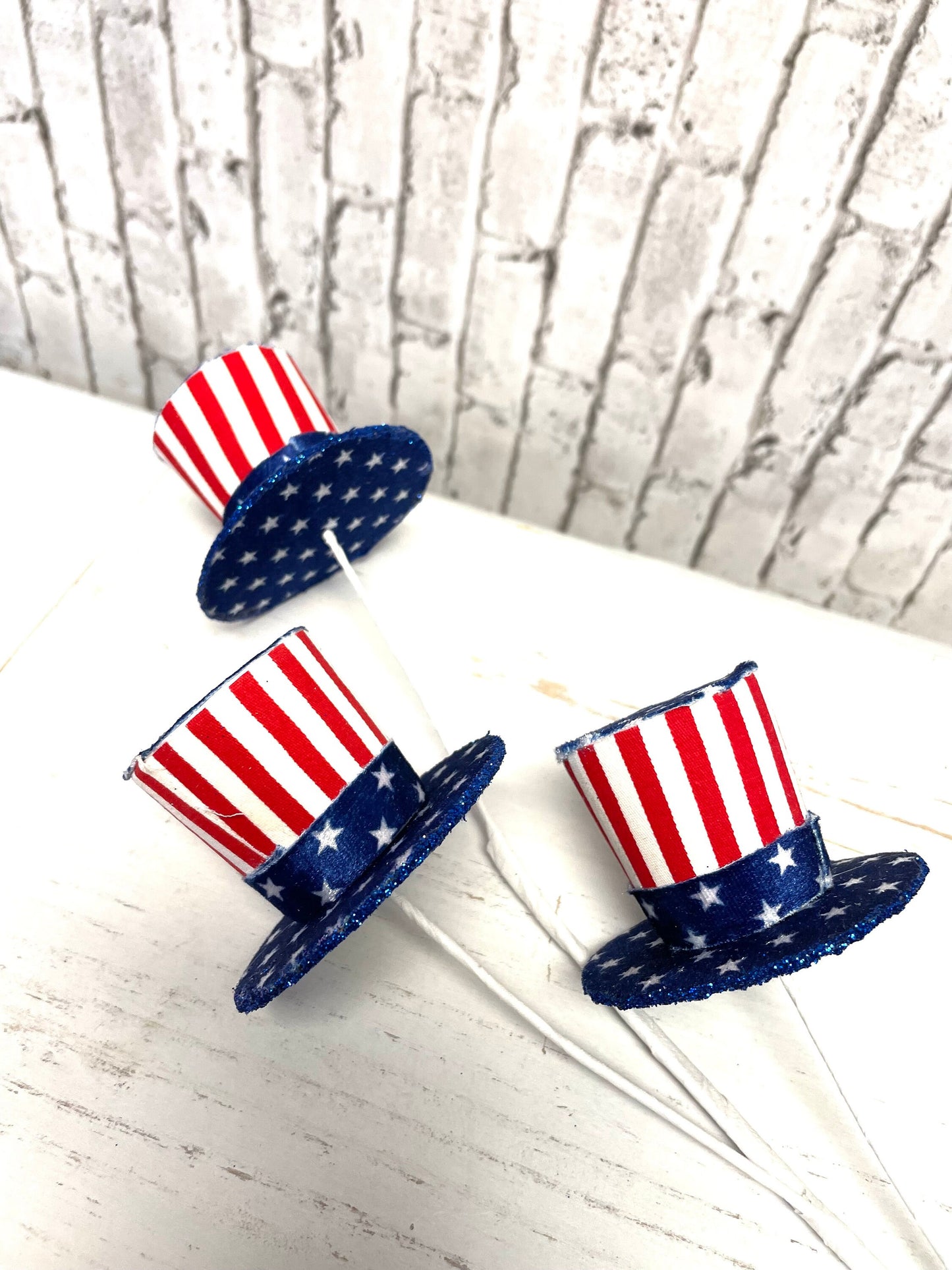 Patriotic top hat spray, 74226RWB, patriotic spray, , top hat spray, Uncle Sam hat spray, 4th of July spray, Memorial Day spray