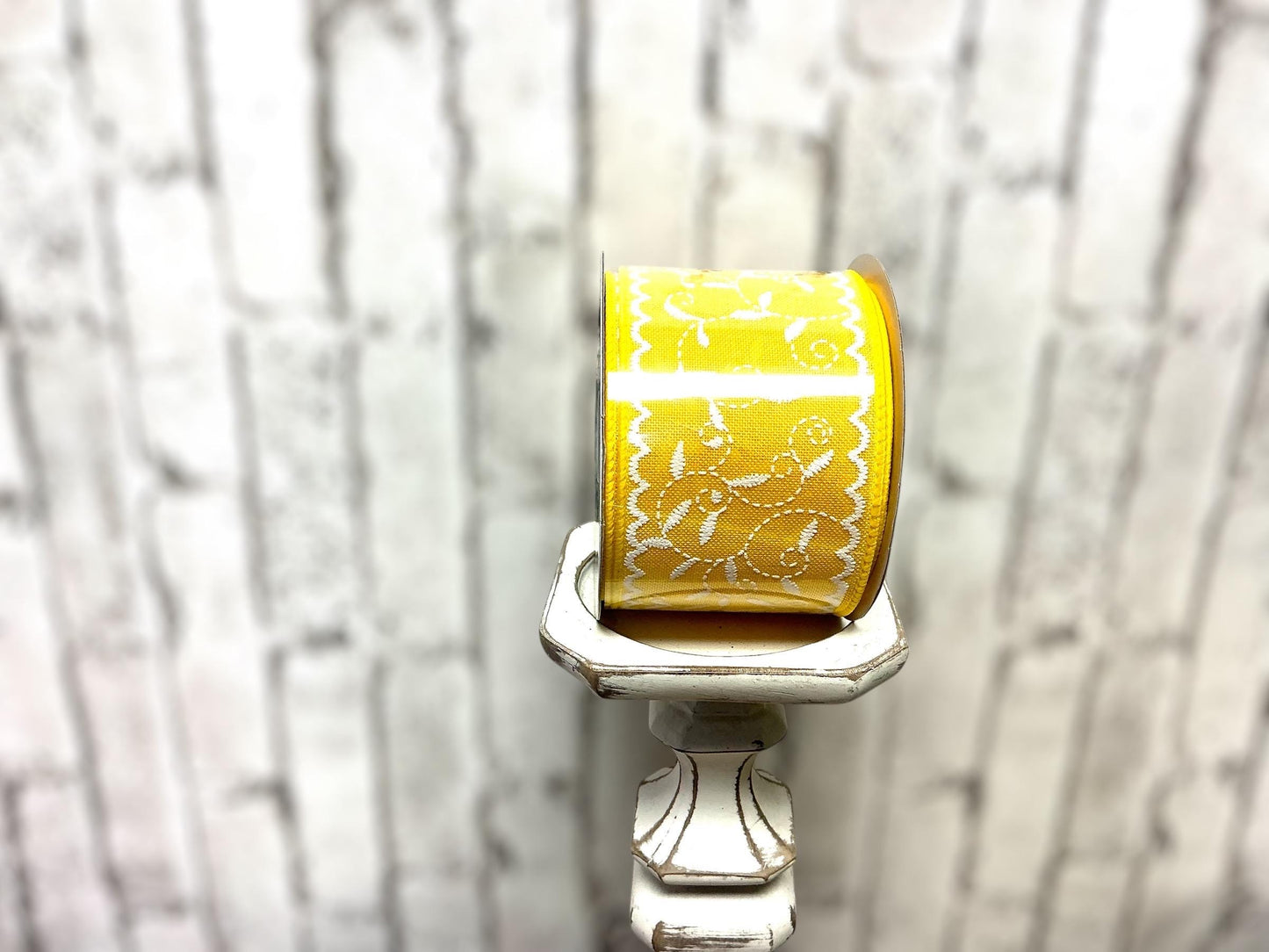 Yellow and White Floral Ribbon, 2.5”x10YD, RGF11688N