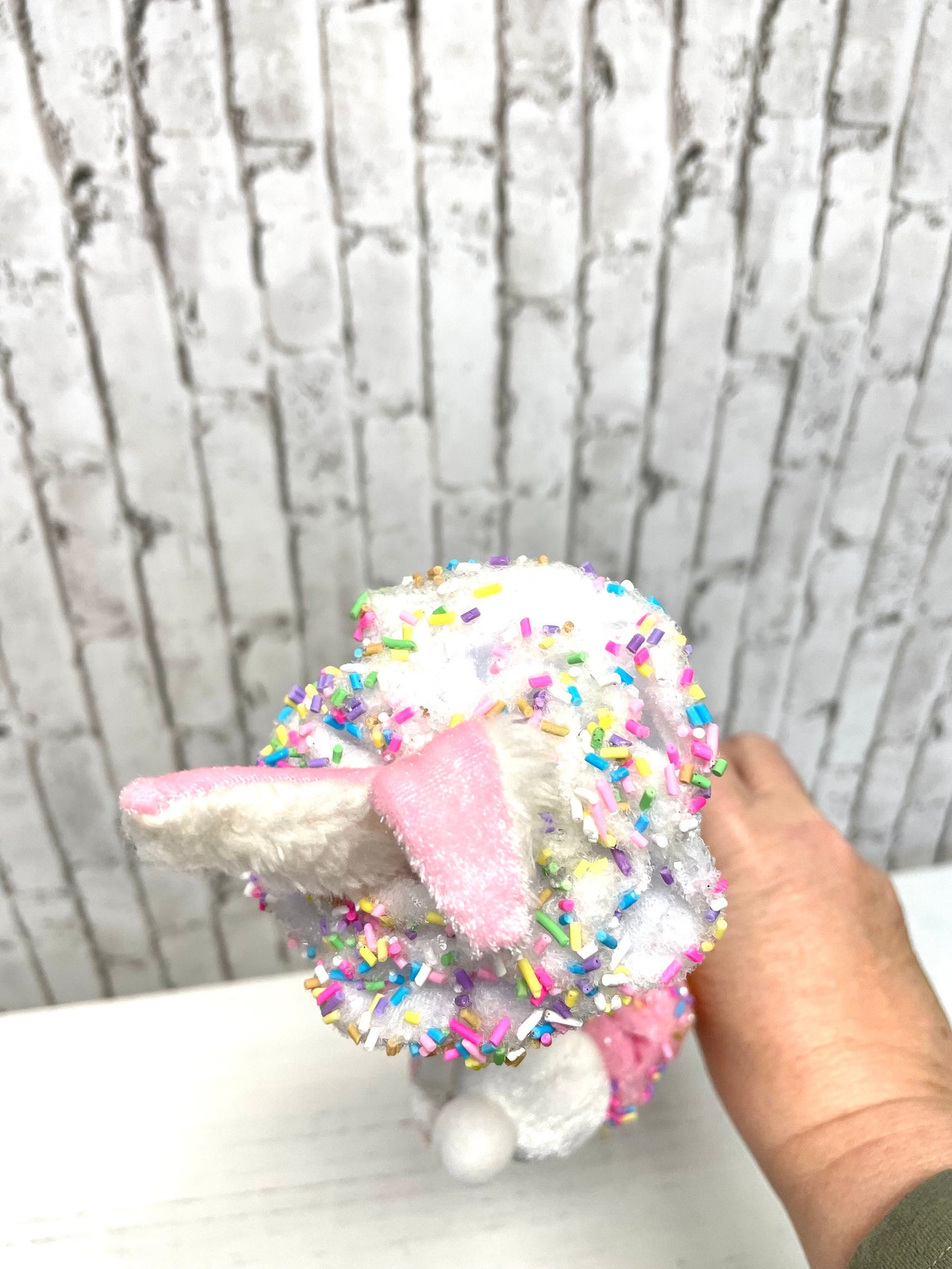 Easter bunny cupcake spray, 63421PK, bunny cup cake spray, Easter spray, cupcake spray, spring sweet cupcakes