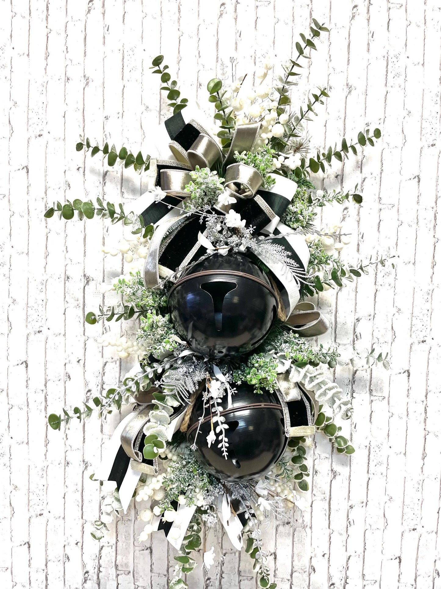 modern rustic xxl black and white bell Christmas swag, xxl country black bell Christmas decor, Christmas wall decor, shipping included