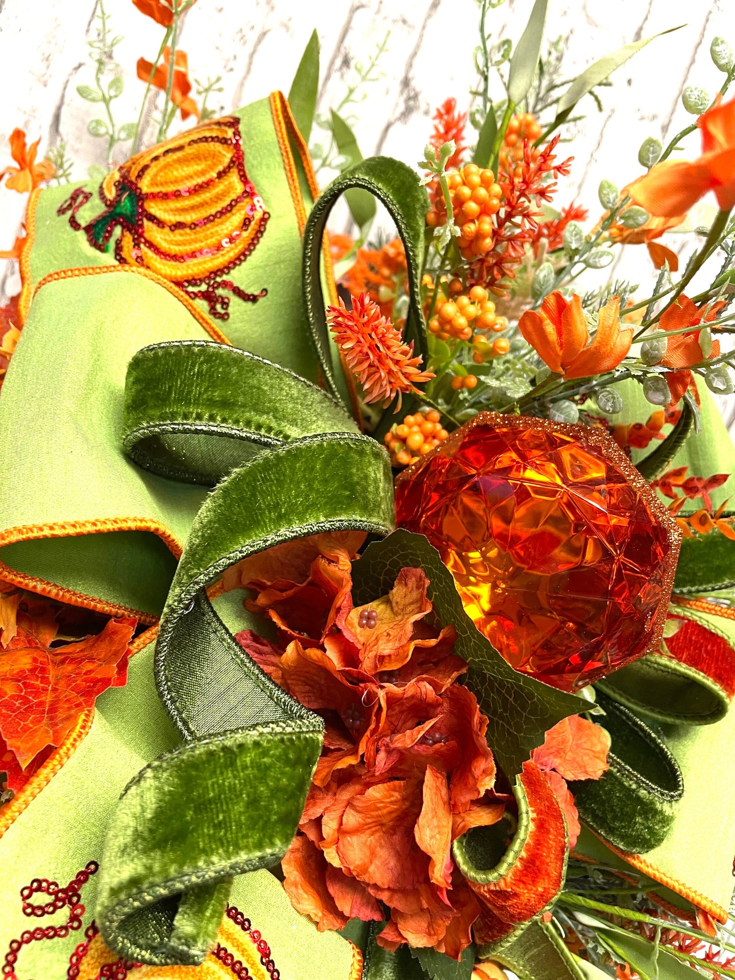 fall swag, fall pumpkin swag, fall decor, fall swag with designer pumpkins, autumn color fall swag, velvet pumpkin swag, shipping included