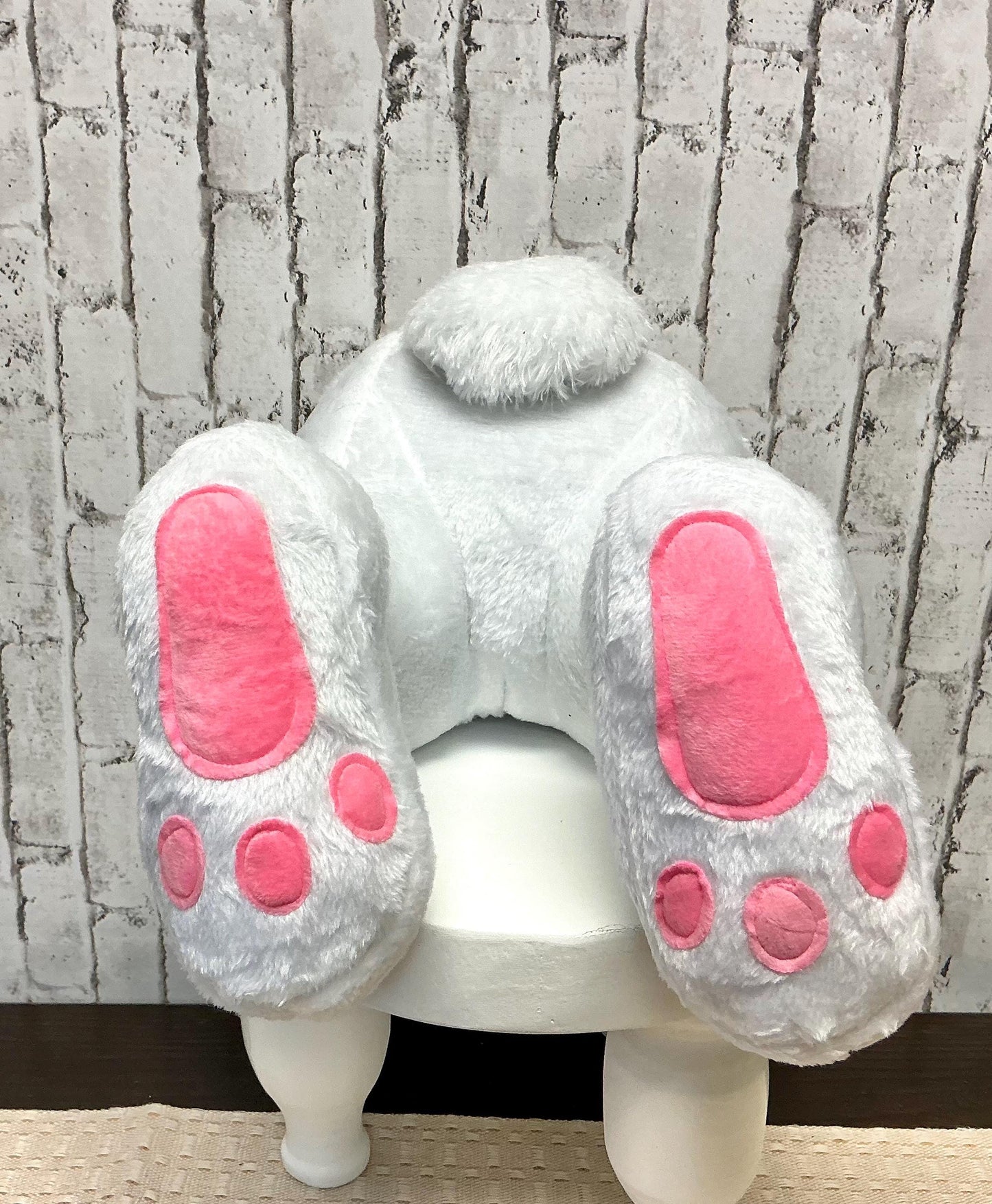 White Bunny Butt with Pink Feet and 2 Ears, 25”x12”, HE7115