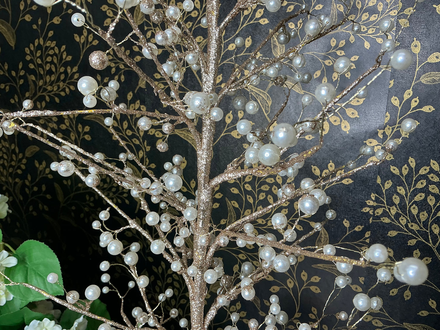 Gold and Pearl Tree, 3817593