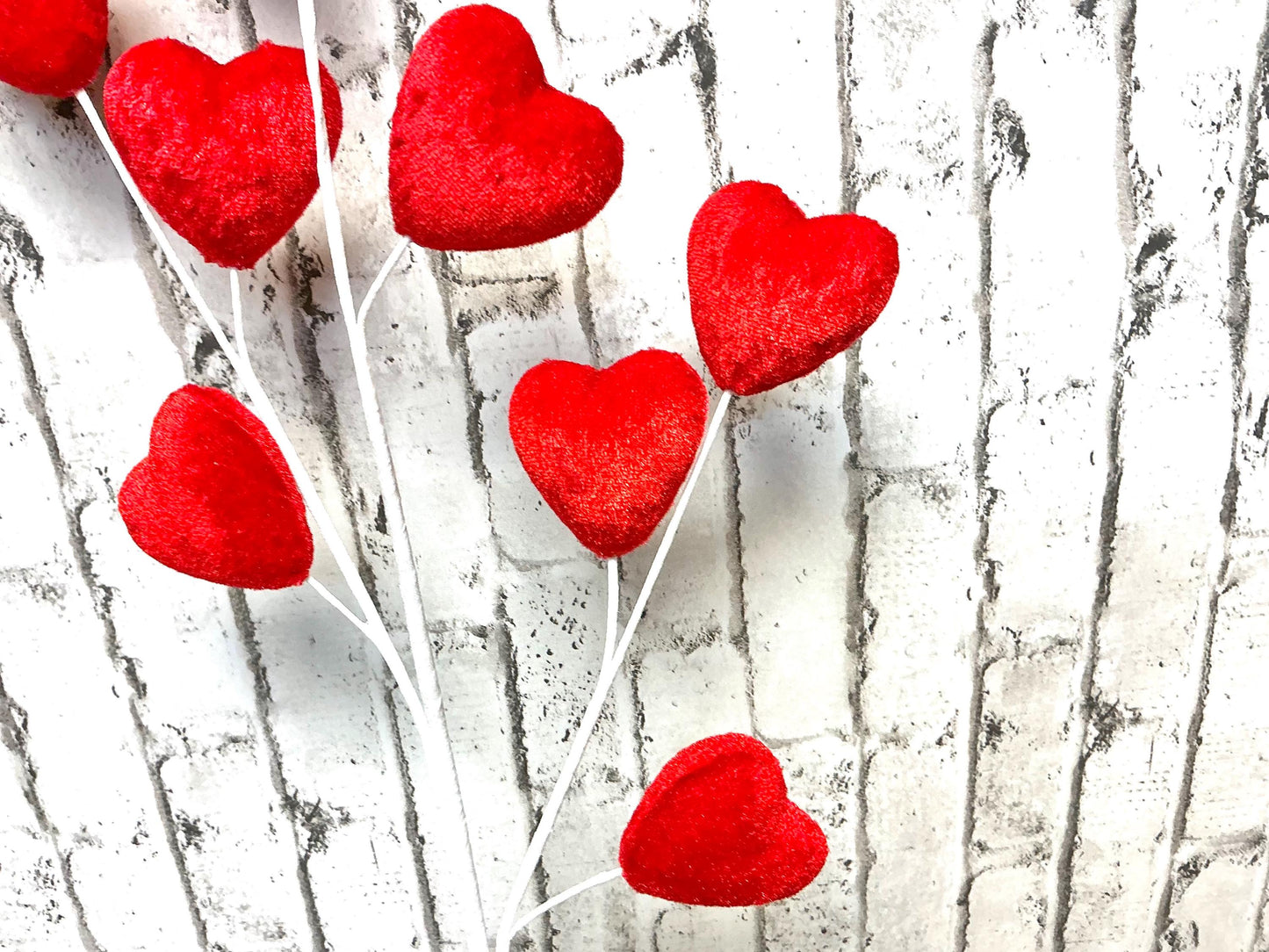 Heart Spray, 24” tall, HV136924, Valentine Hearts, velvet hearts