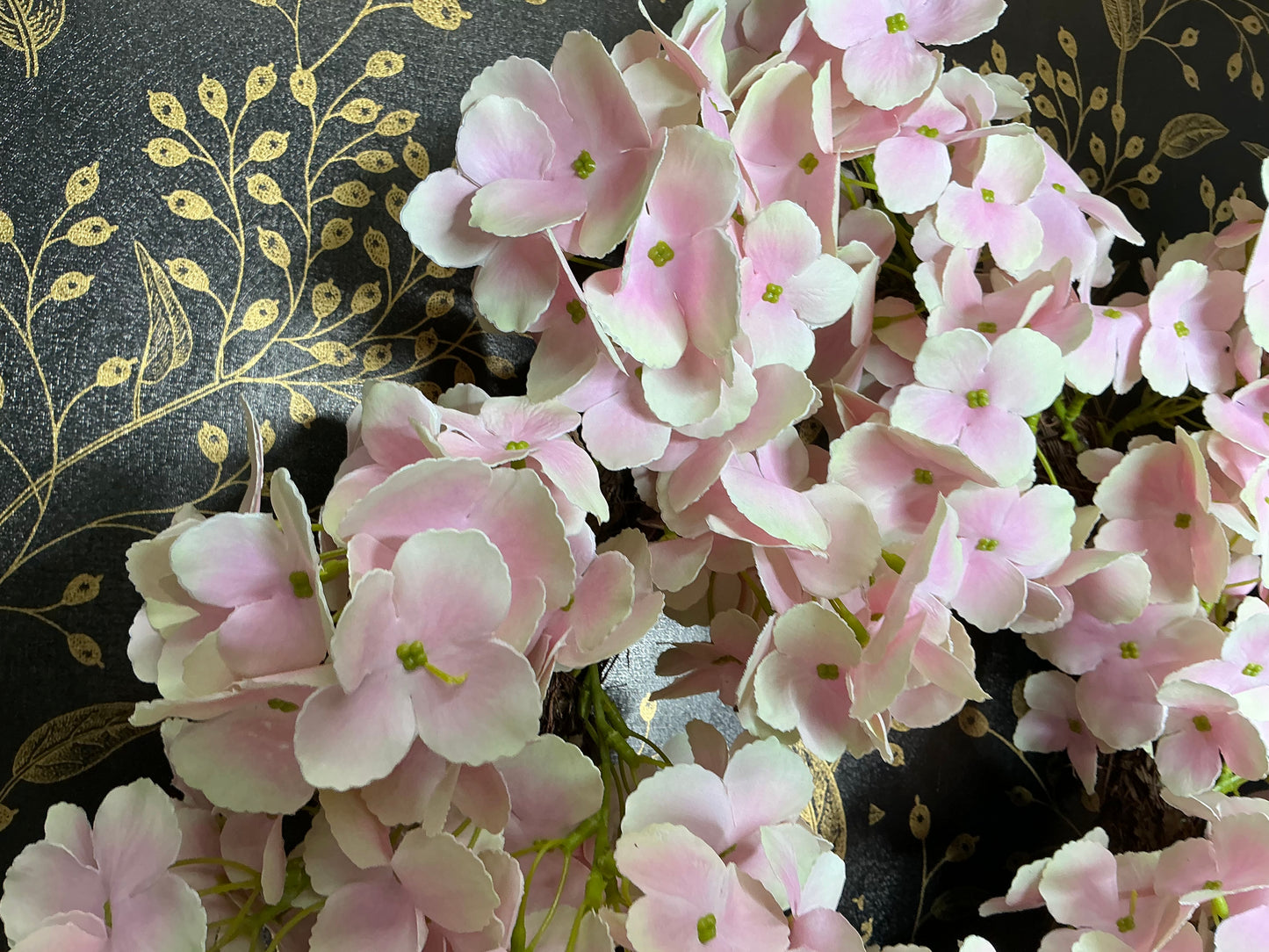 White/Pink Hydrangea Wreath - 20” - W4533132