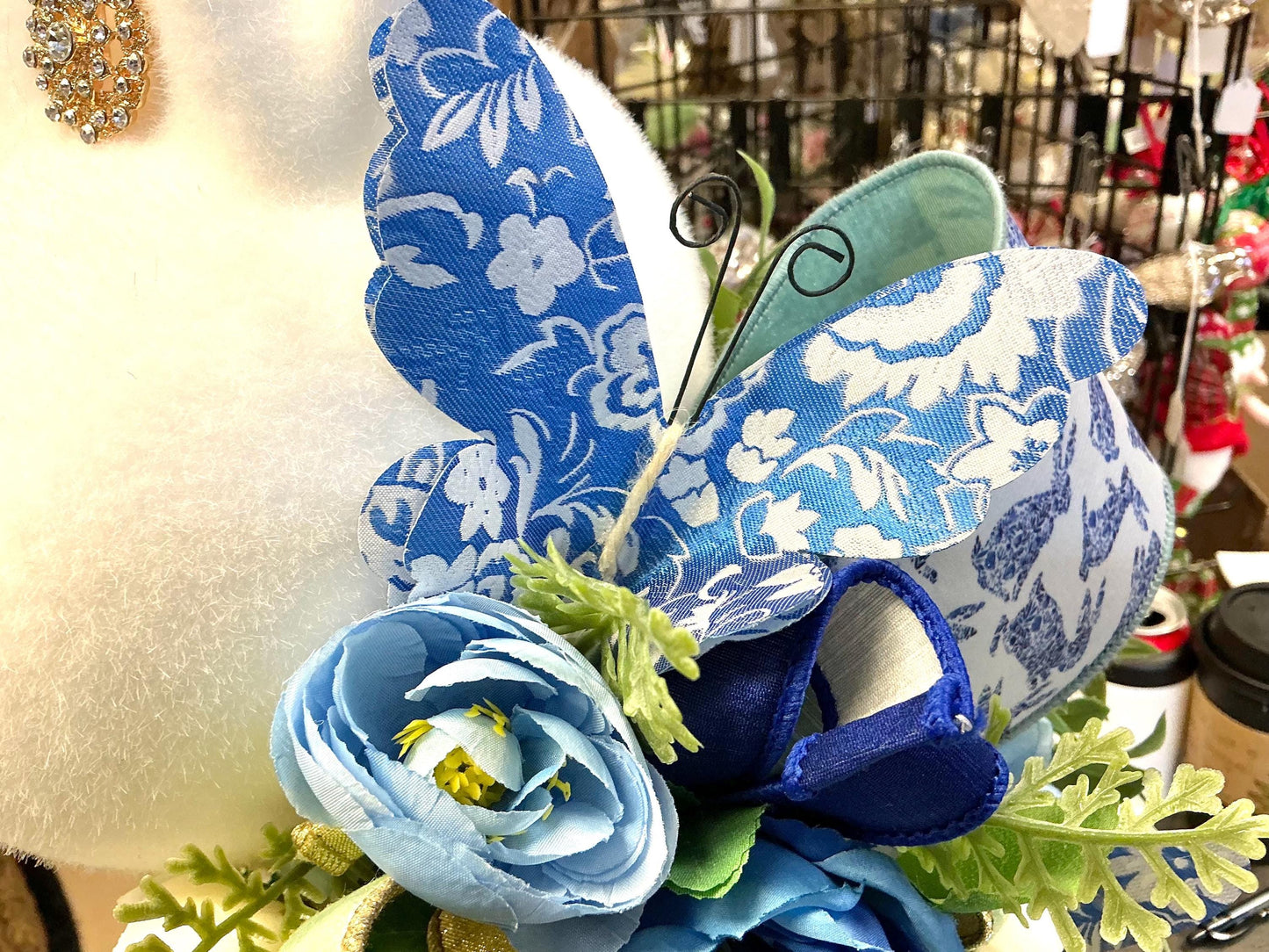 Blue and White Butterly spray, MT25905