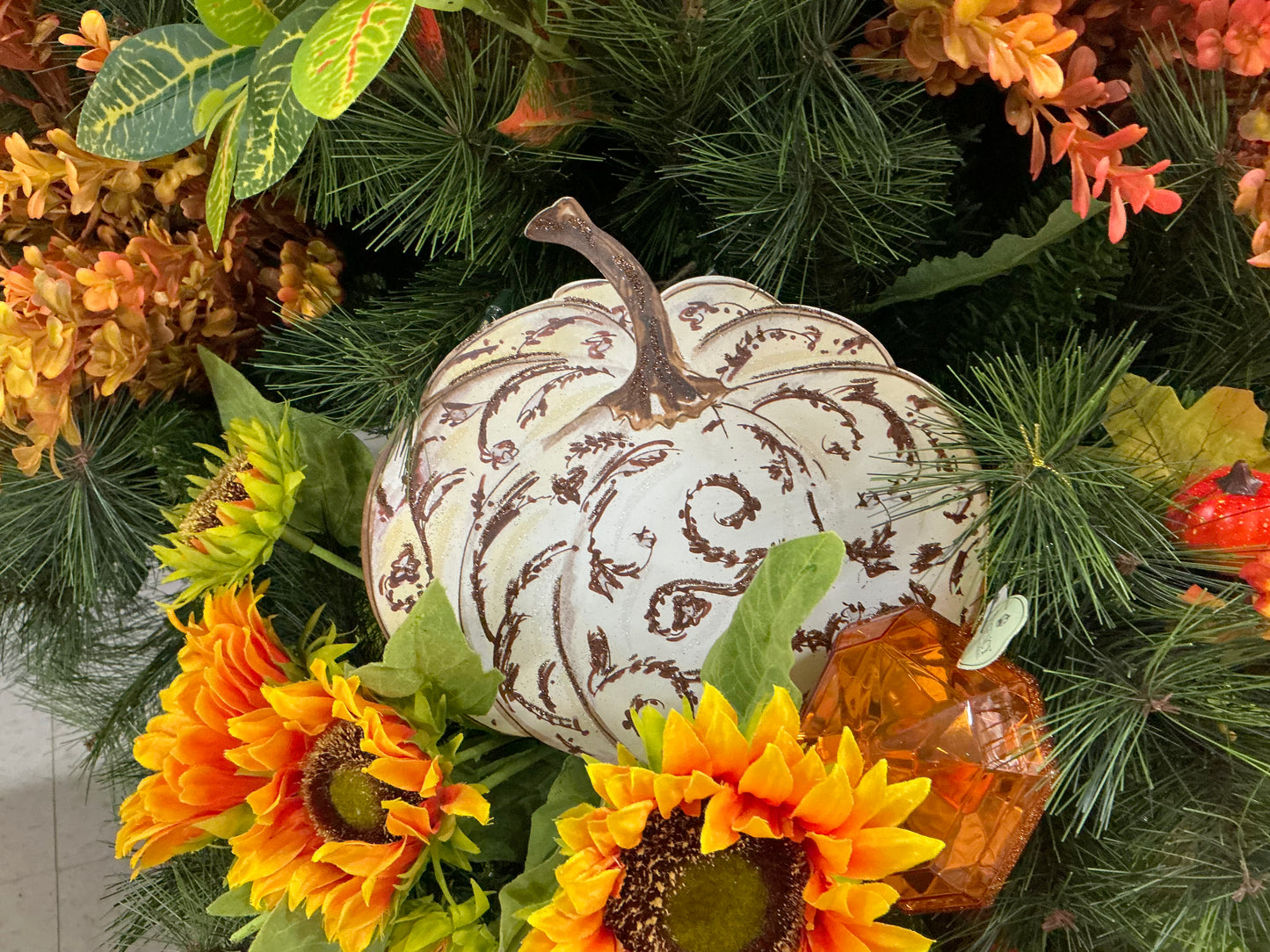 Brown and white pumpkin, Round Top Collection