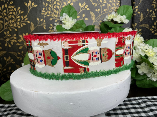 Nutcracker Ribbon with drift