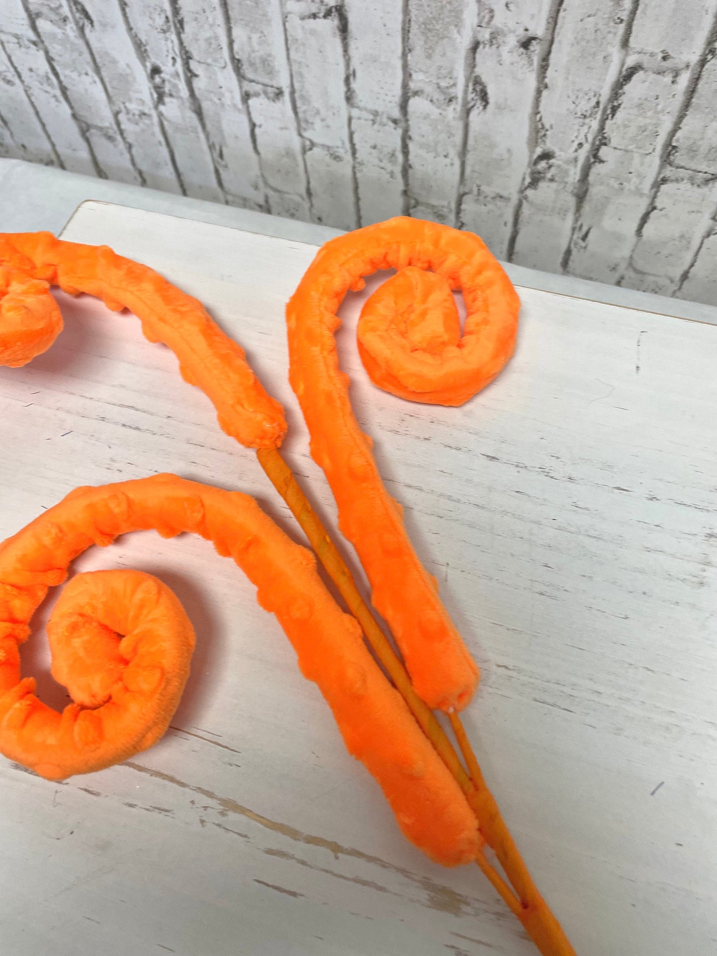 Orange curly spray, 63390OR, curly spray, orange spray, Easter curly spray, spring curly spray, summer curly spray, Halloween curly spray