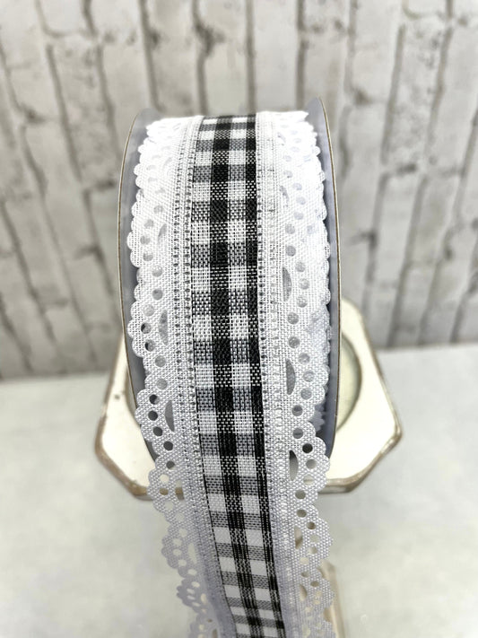 RGA154302, black and white gingham with lace edge