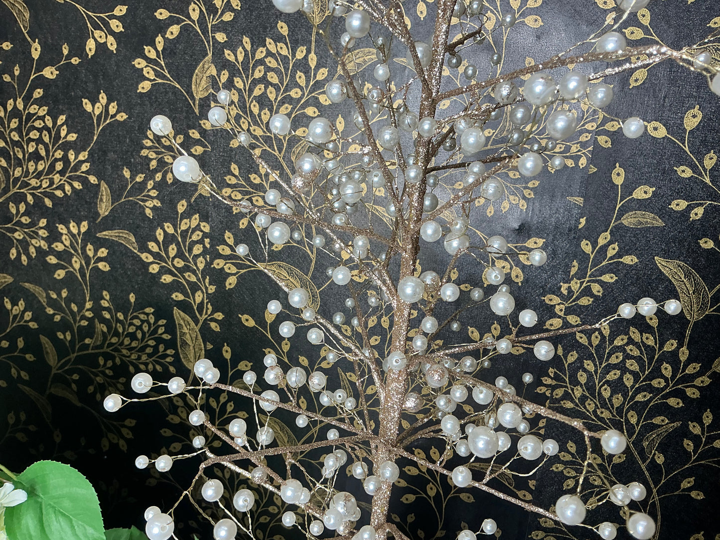 Gold and pearl tree, 3817594