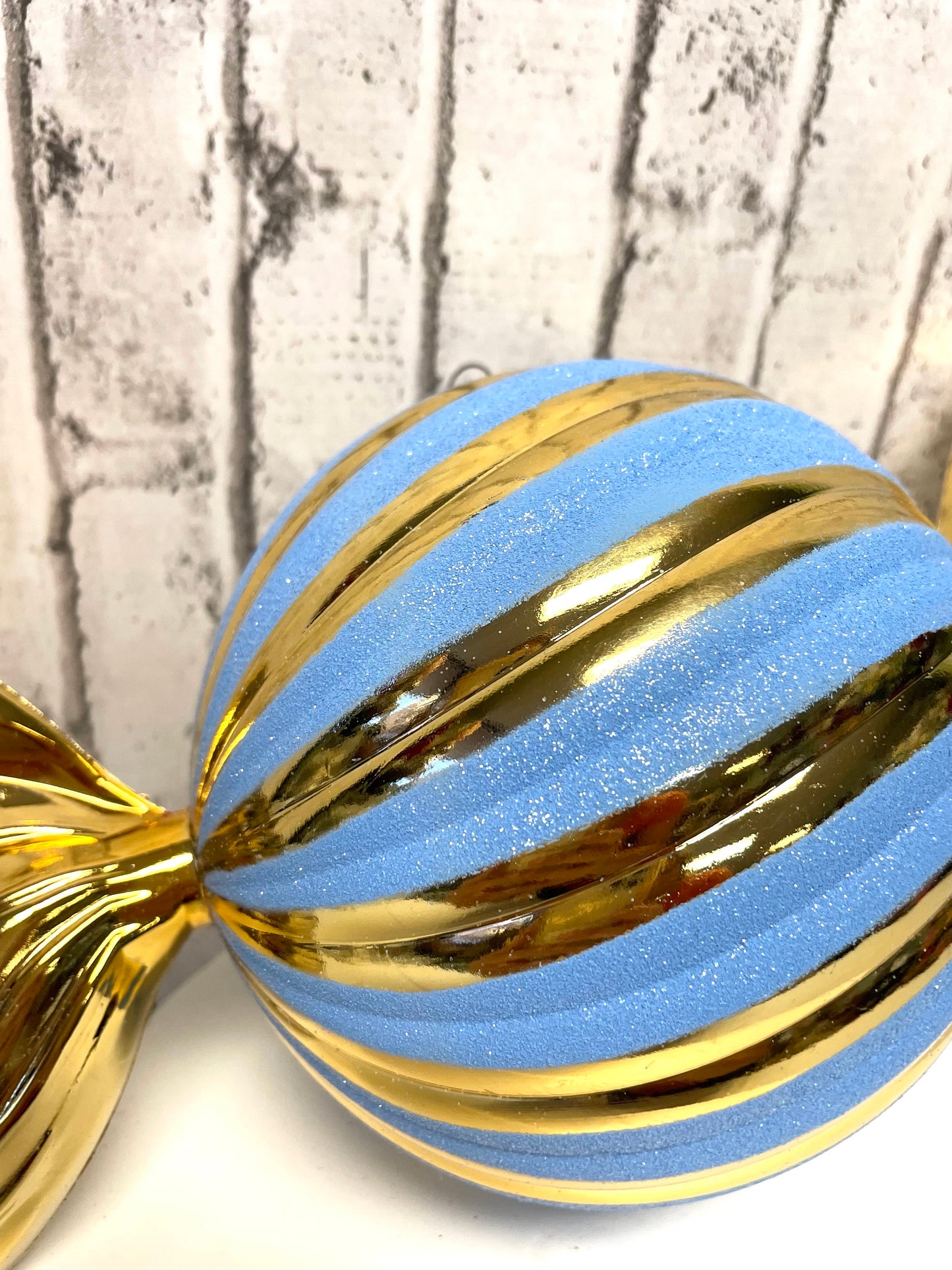 blue Farrisilk candy wrapper attachment, CX07305
