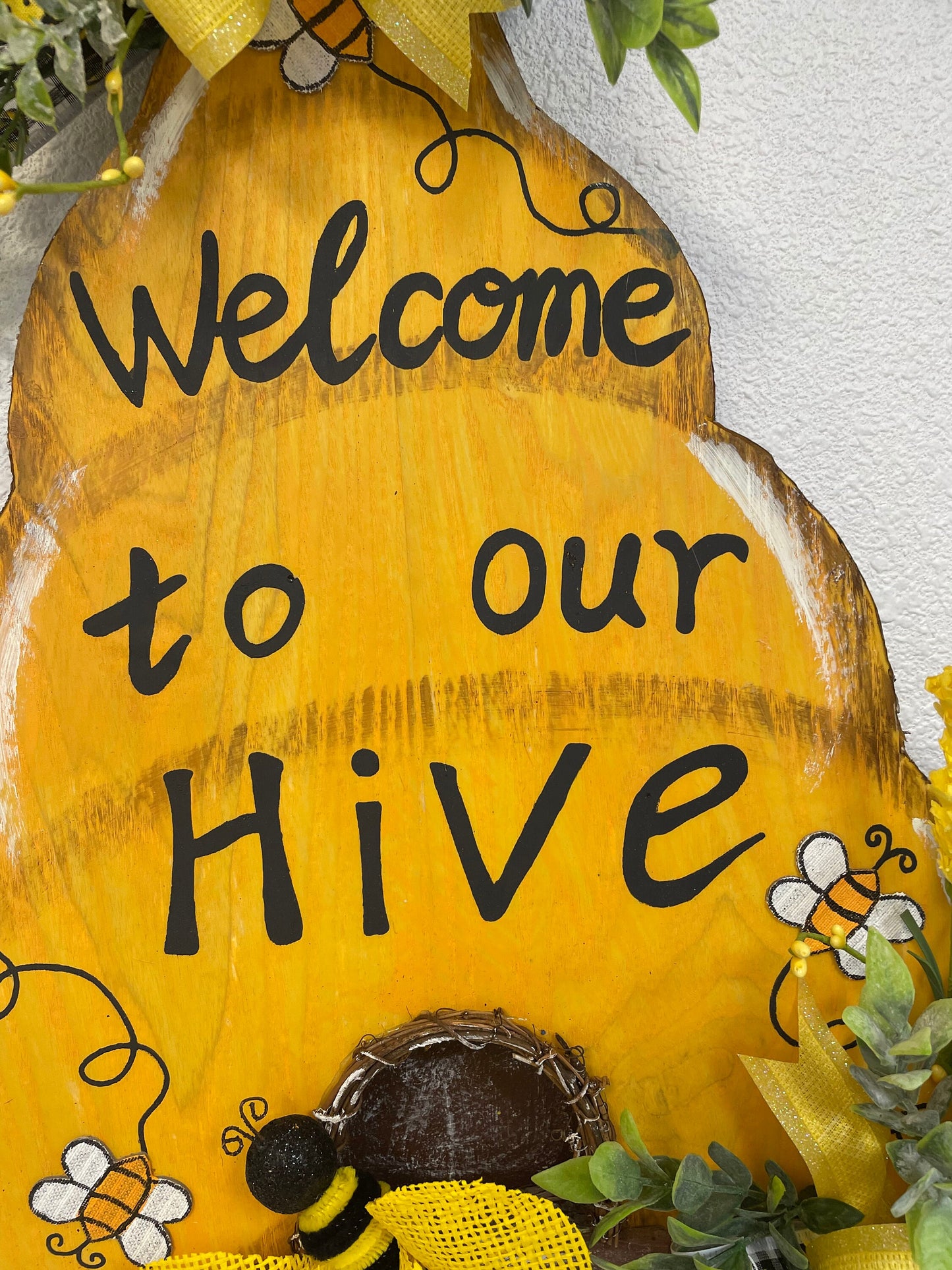 Everyday wreath, bee wreath, summer wreath, spring wreath, bee door hanger, summer door hanger, shipping included in price