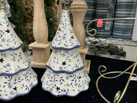 Light-up Blue and White Tree, 9750970
