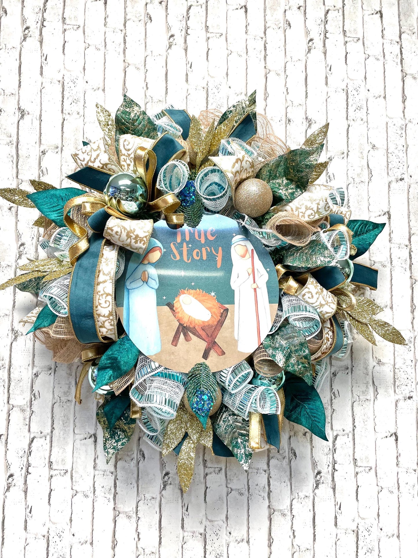 Christmas wreath, Nativity Christmas wreath, Nativity Christmas decor, religious Christmas wreath, religious wreath, free shipping