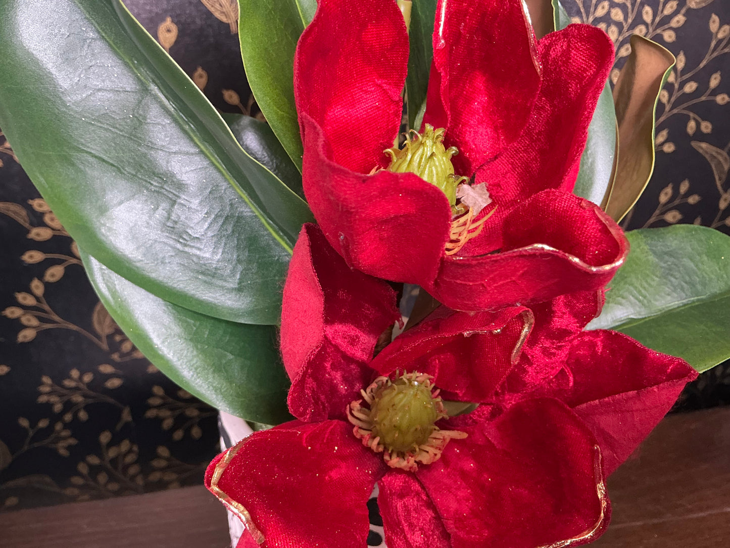 Velvet Magnolia Pick - Red