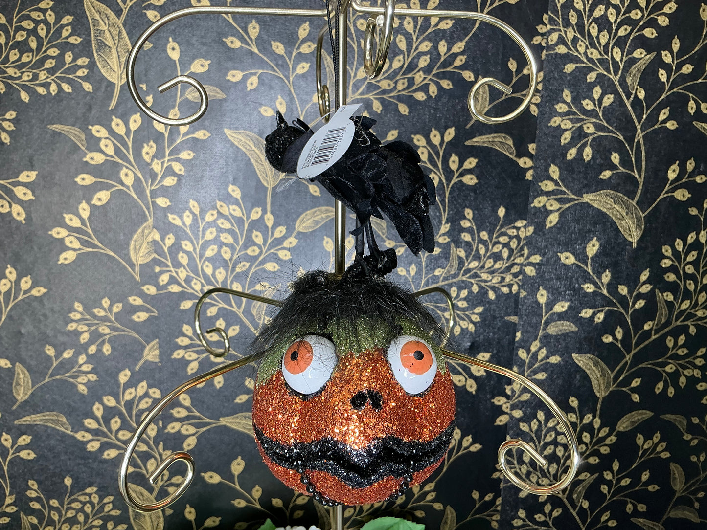 Glitter pumpkin head with black crow, MTH13187