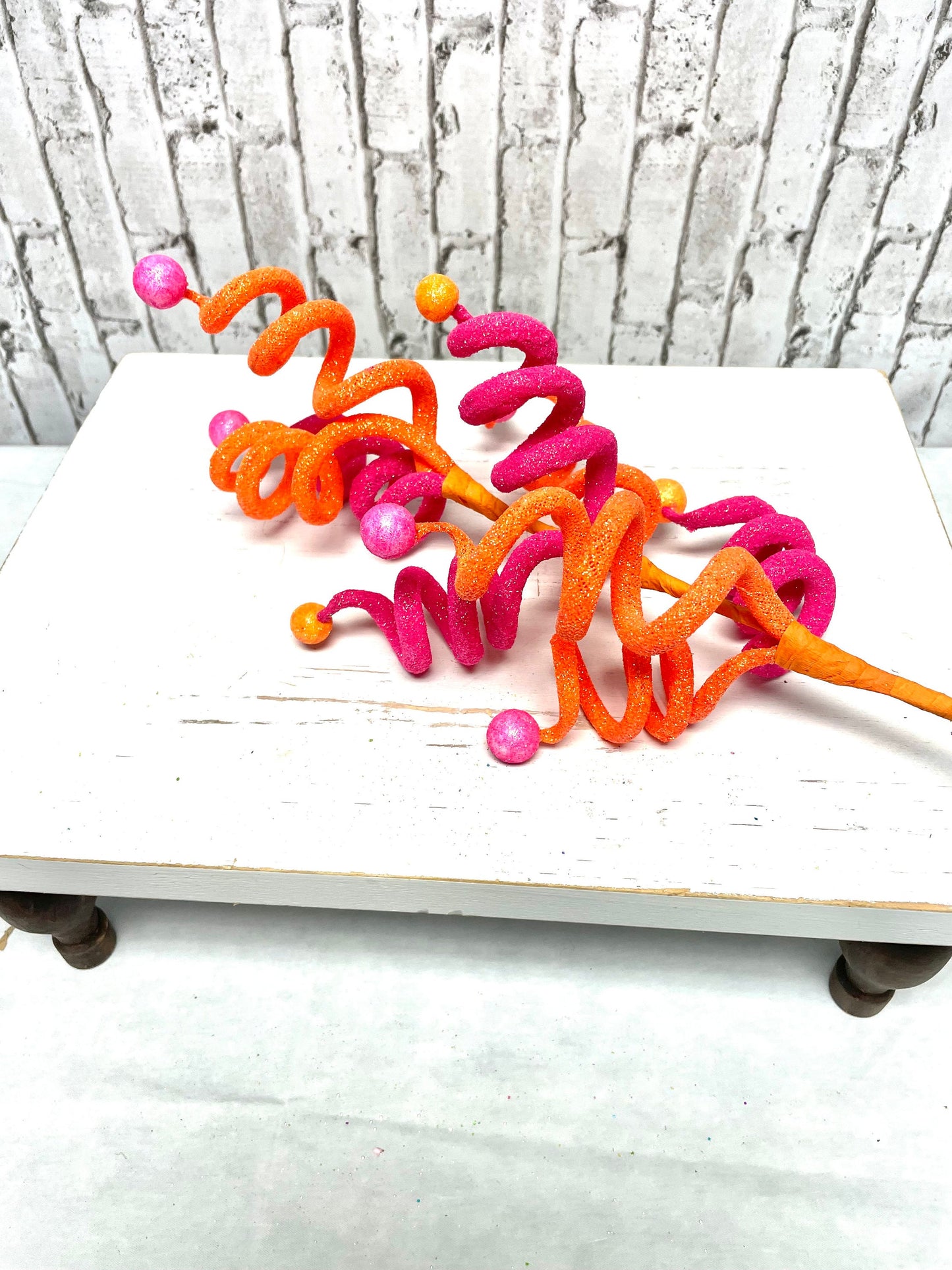 Curly ball spray, 63439BTOR, orange curly spray, hot pink curly spray