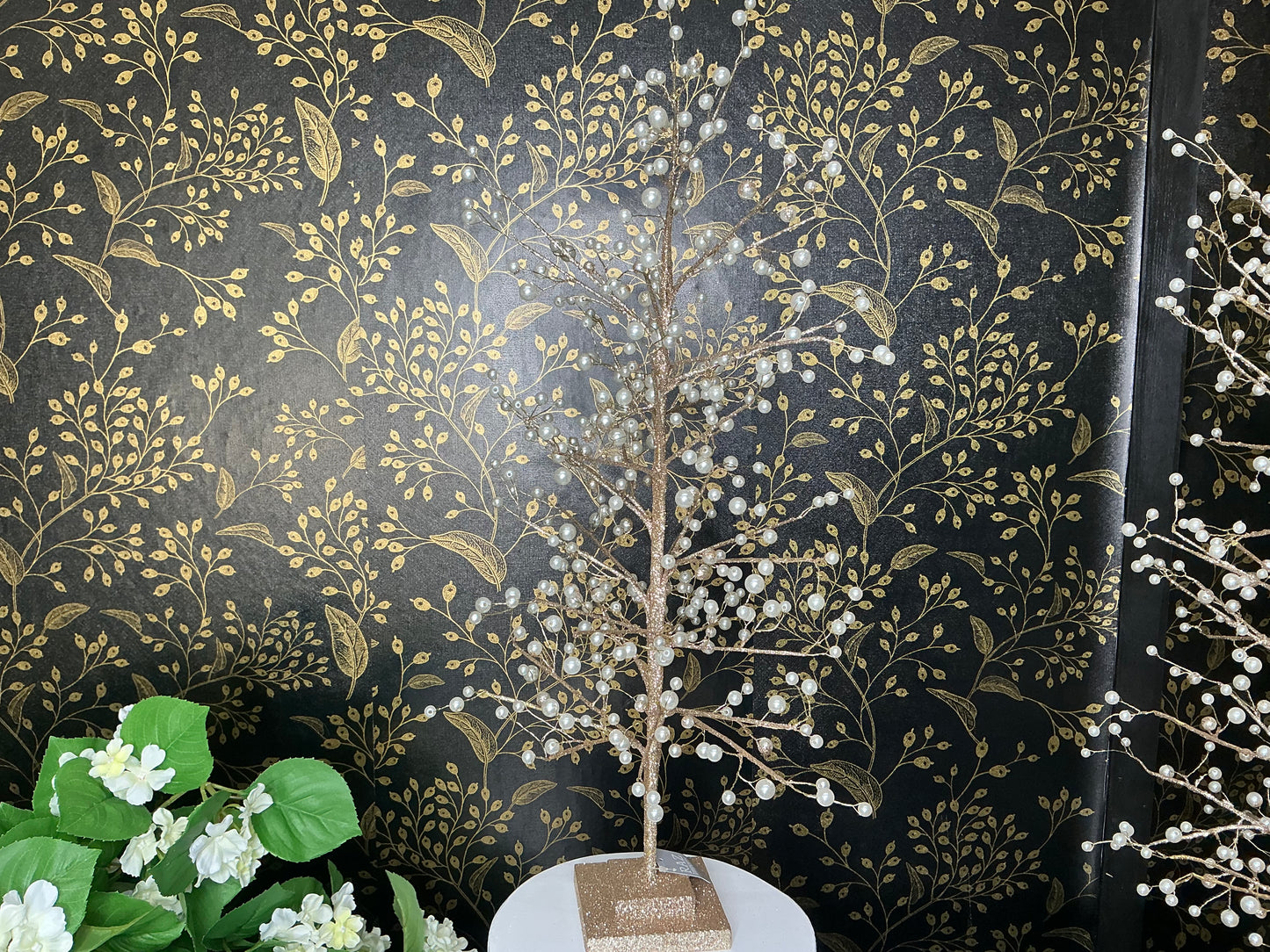 Gold and pearl tree, 3817594