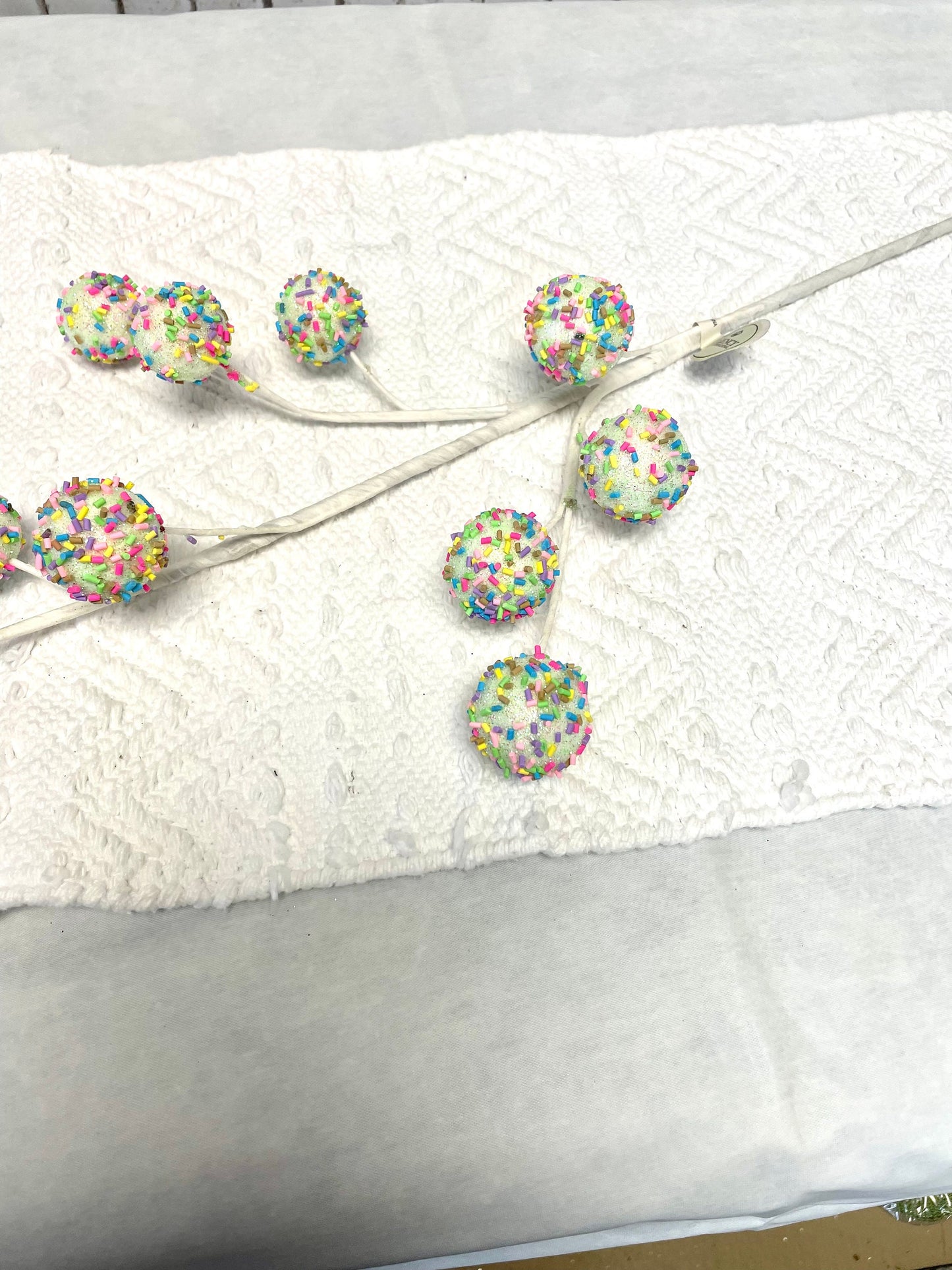 Sprinkle candy ball spray, MTX68963
