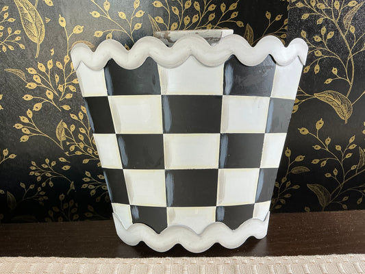 Black/White Pocket - Round Top Collection