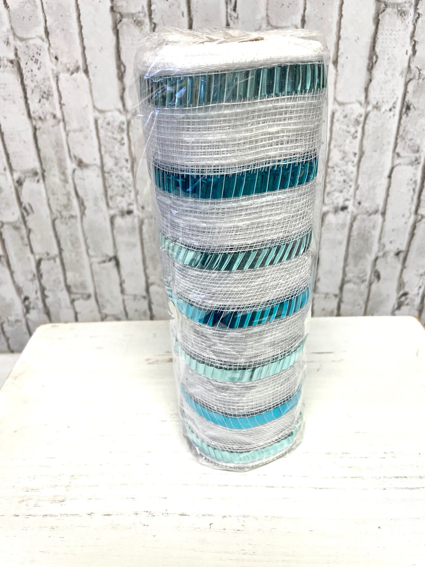 RY8514EX, white mesh with aqua and ice blue metallic stripes